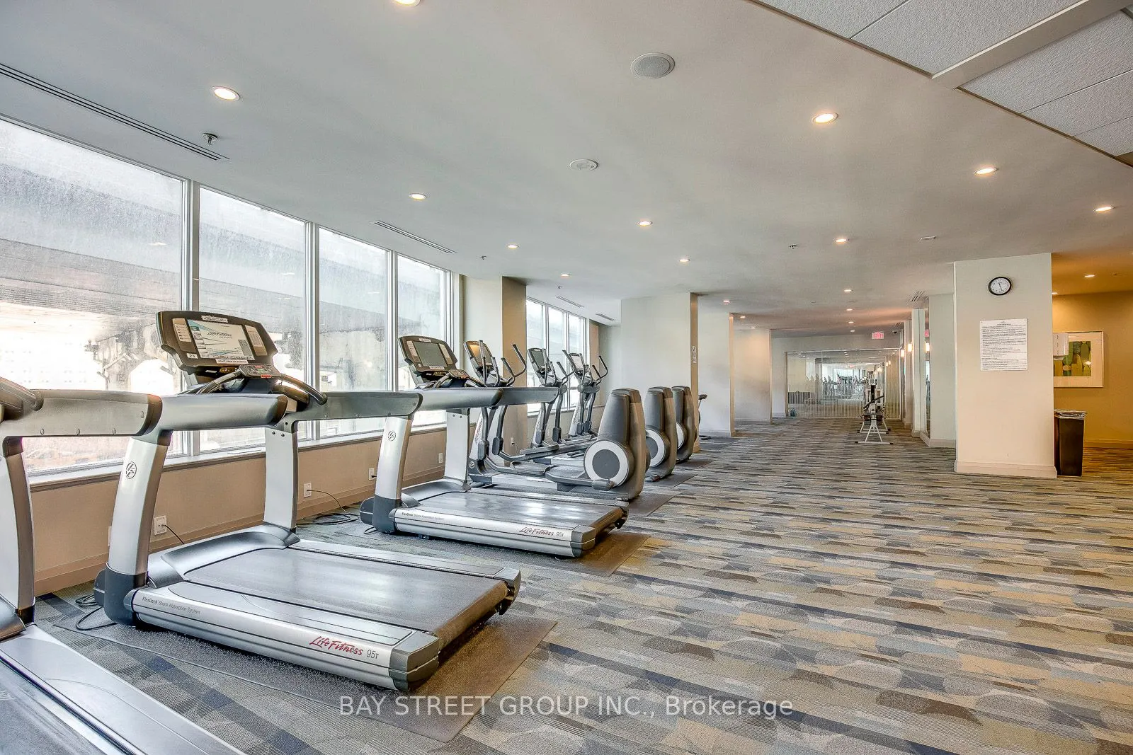 33 Bay Street, #2704