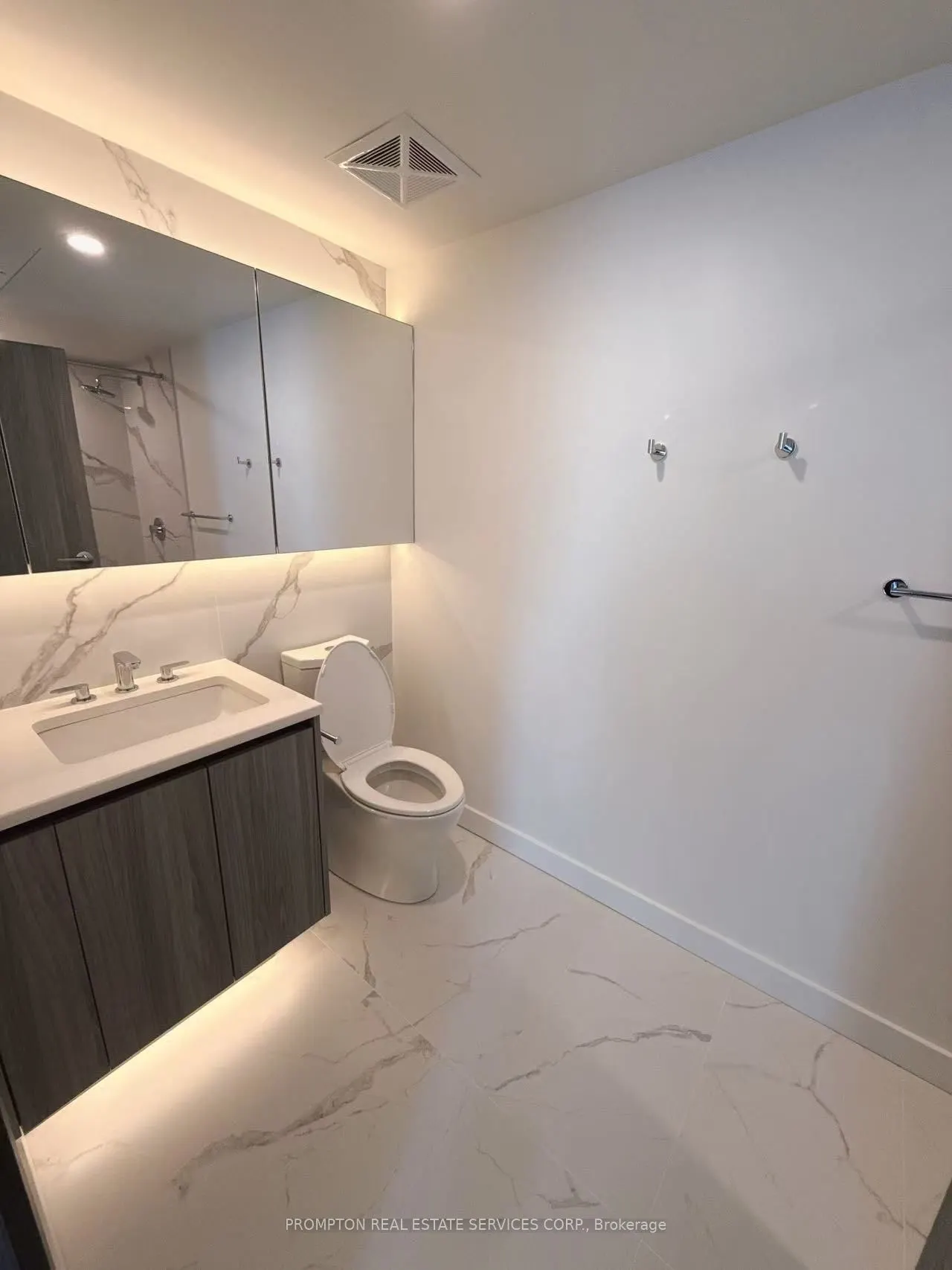 1 CONCORD CITYPLACE Way, #2805