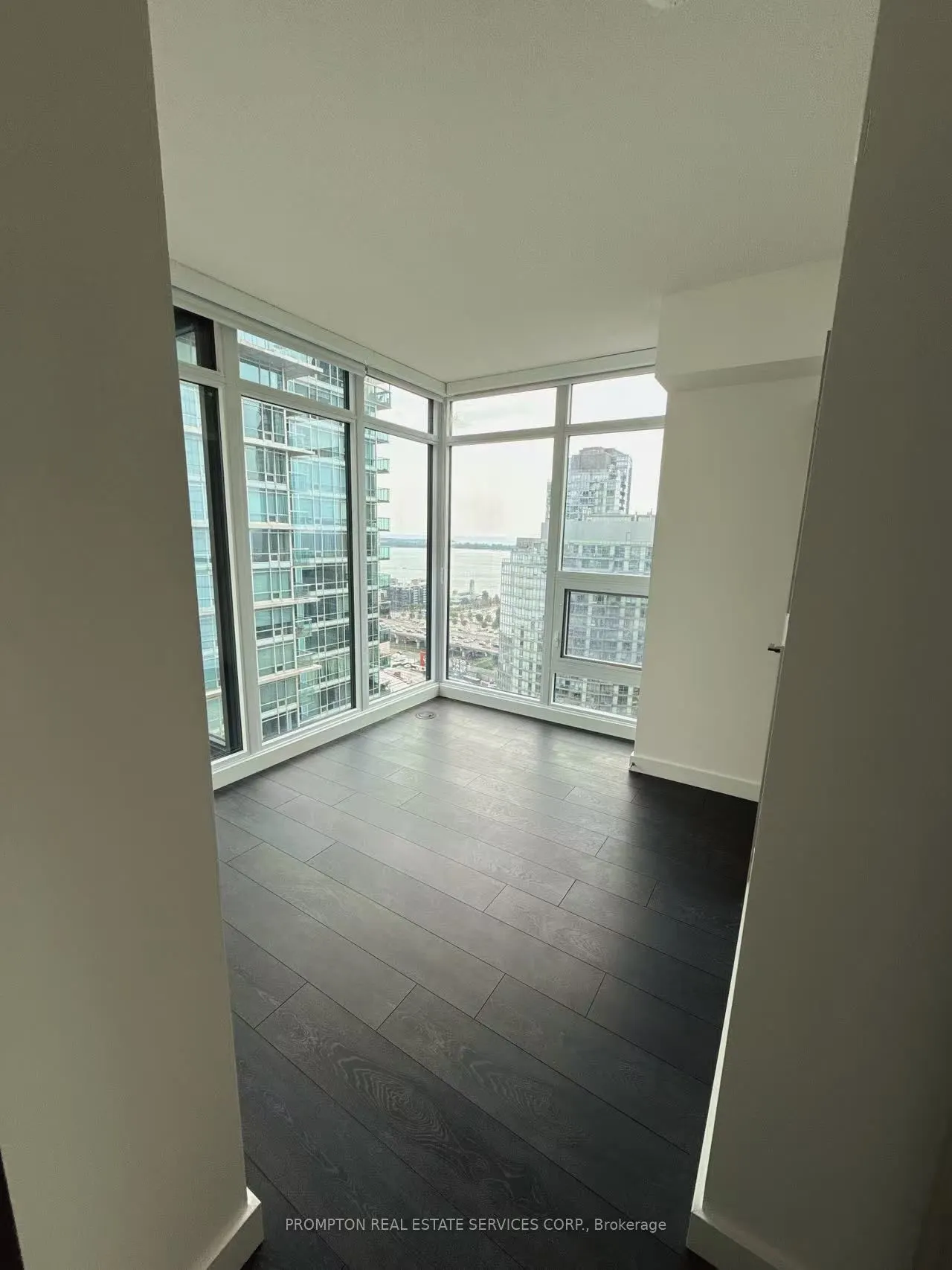 1 CONCORD CITYPLACE Way, #2805