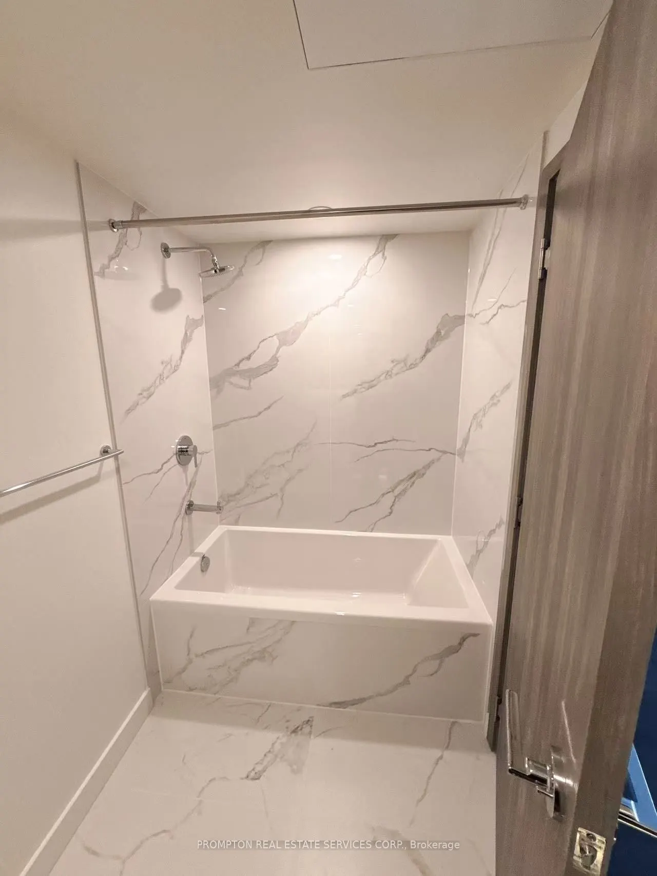 1 CONCORD CITYPLACE Way, #2805