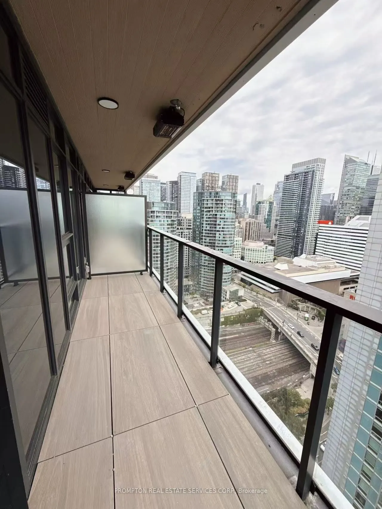 1 CONCORD CITYPLACE Way, #2805