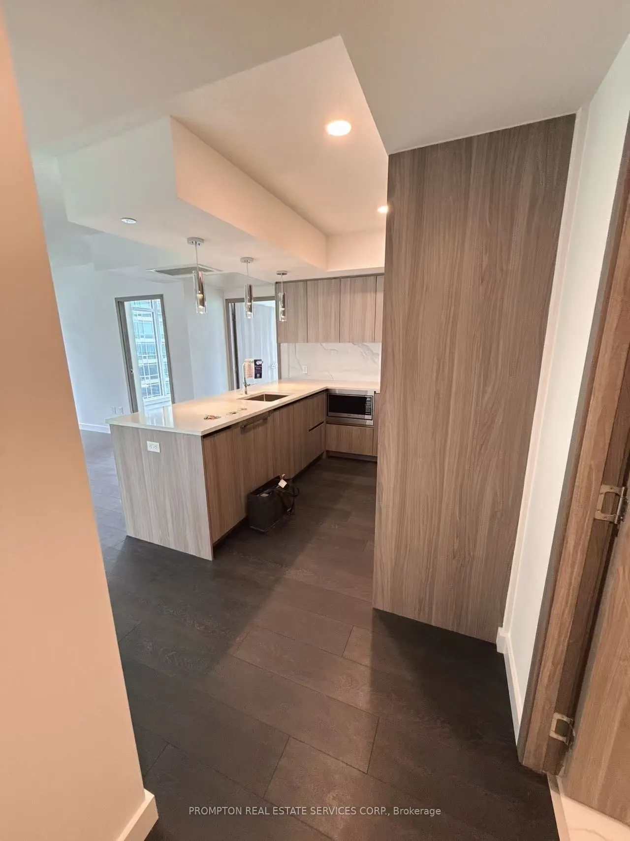 1 CONCORD CITYPLACE Way, #2805