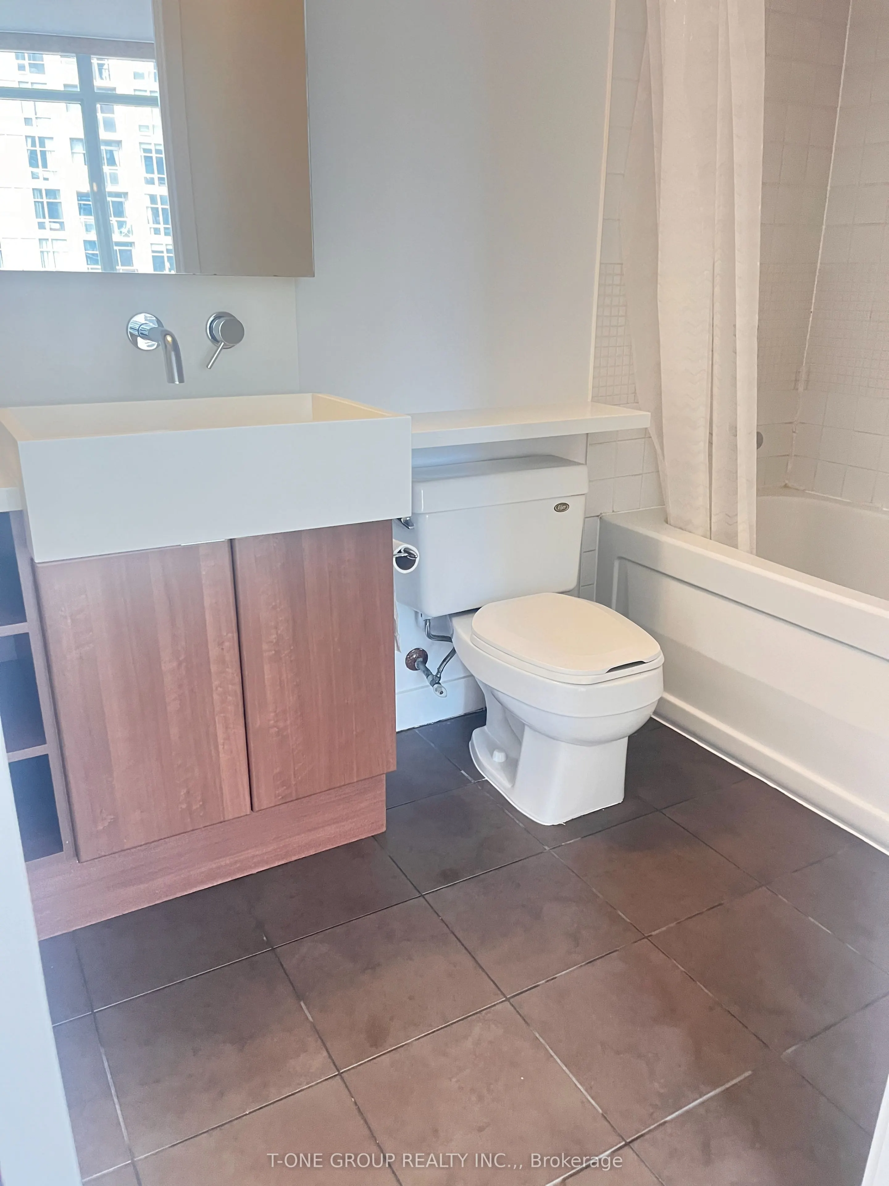 11 Brunel Court, #510