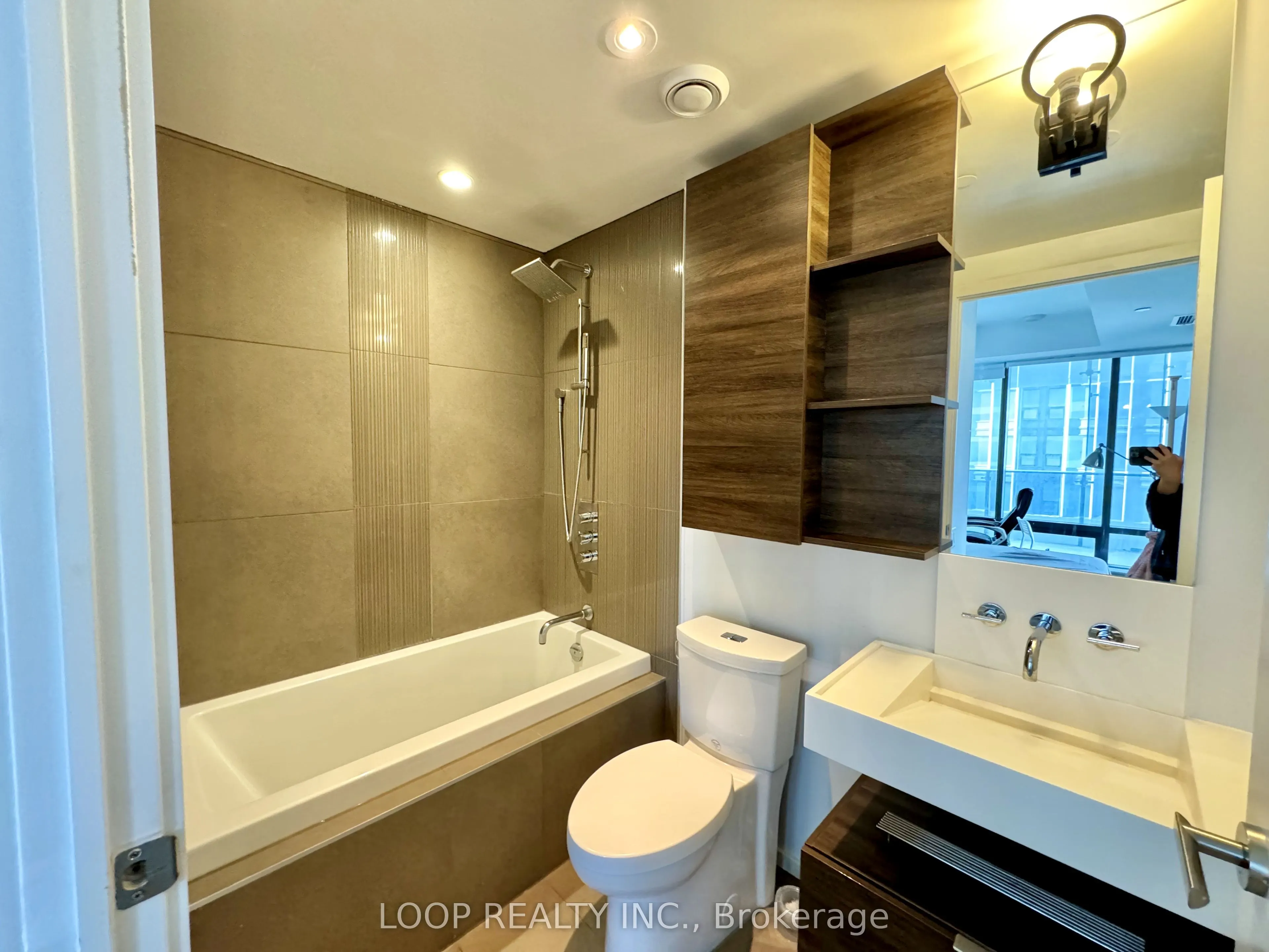 5 St. Joseph Street, #1002