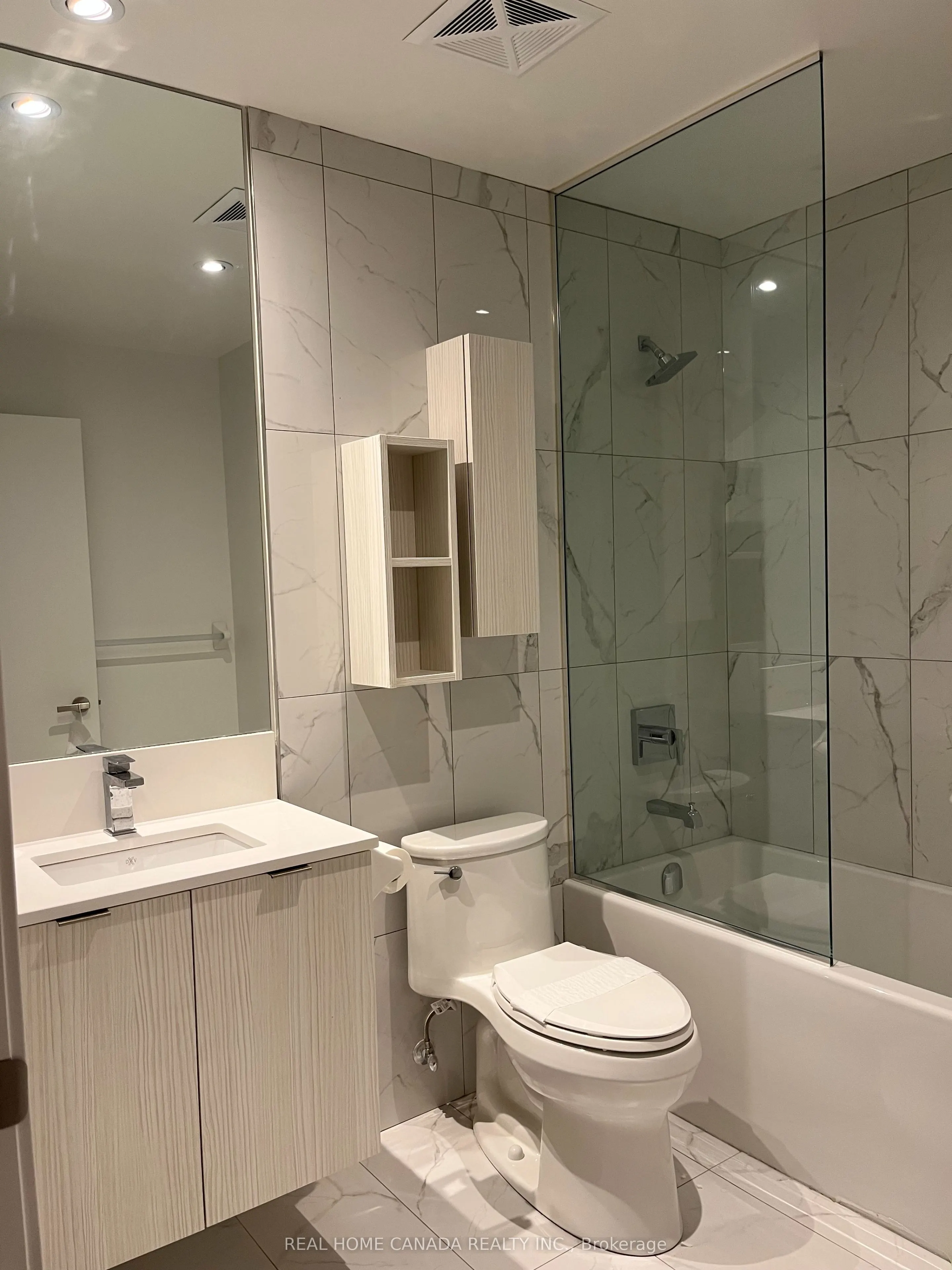 195 Redpath Avenue, #2607