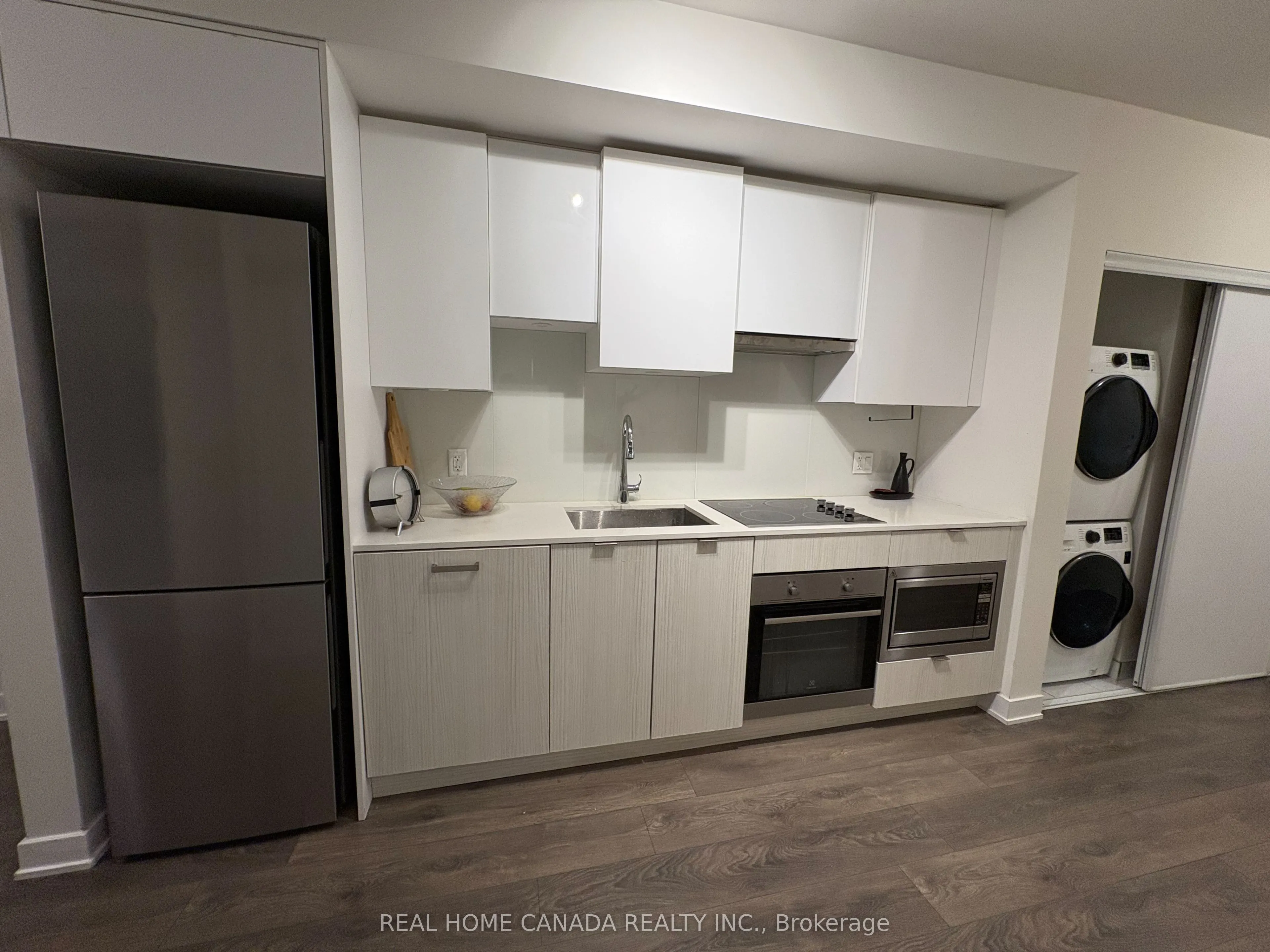 195 Redpath Avenue, #2607