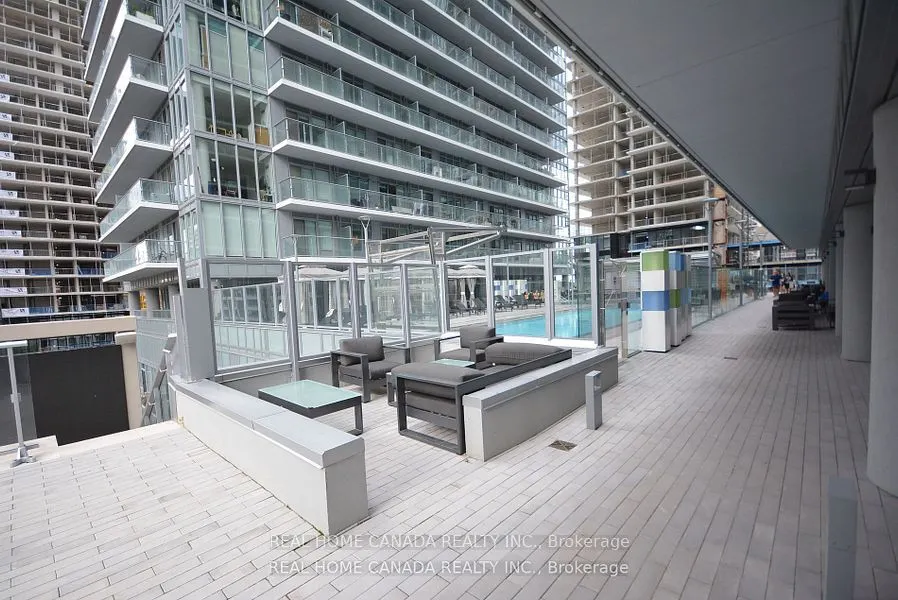 195 Redpath Avenue, #2607