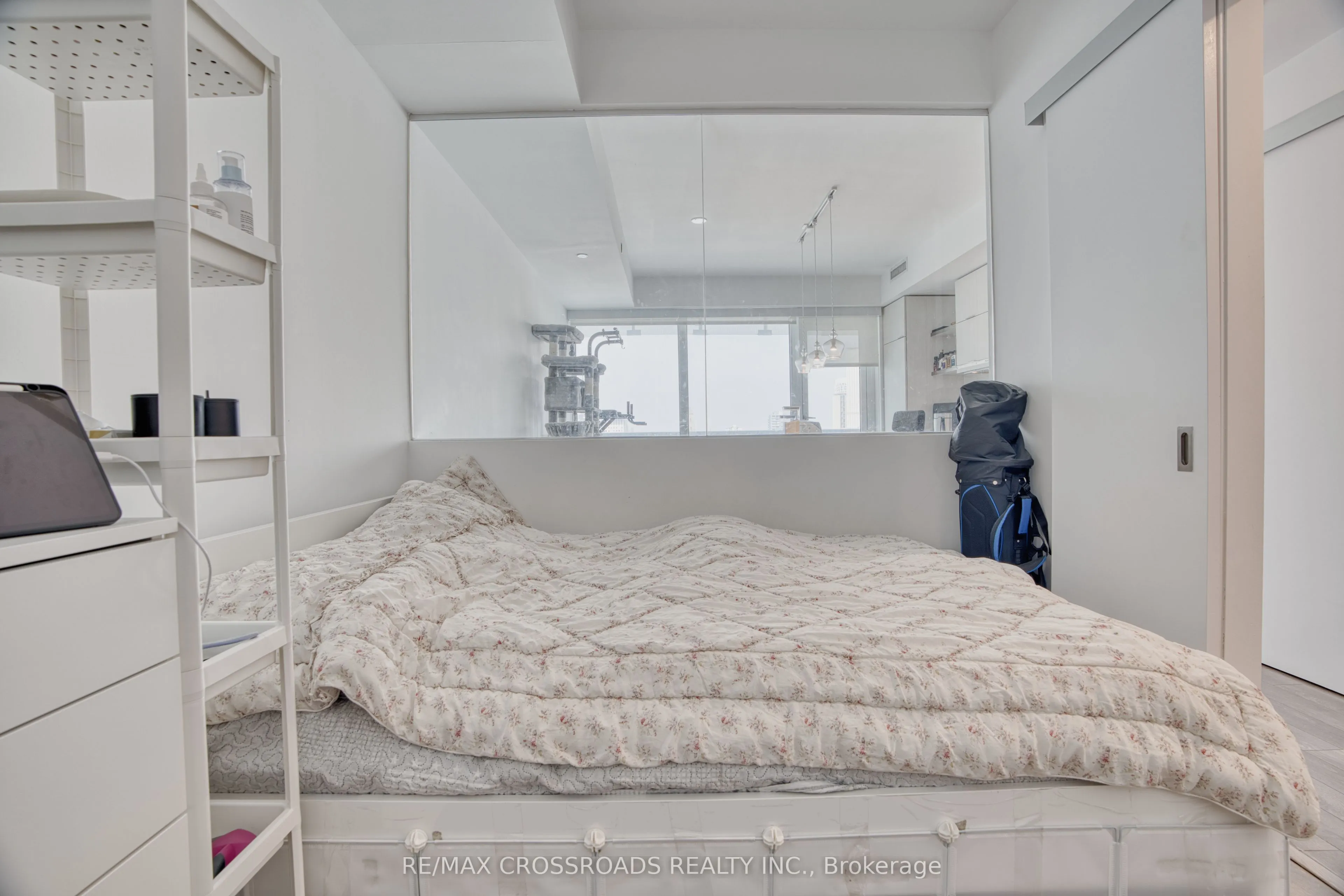 197 Yonge Street, #1510