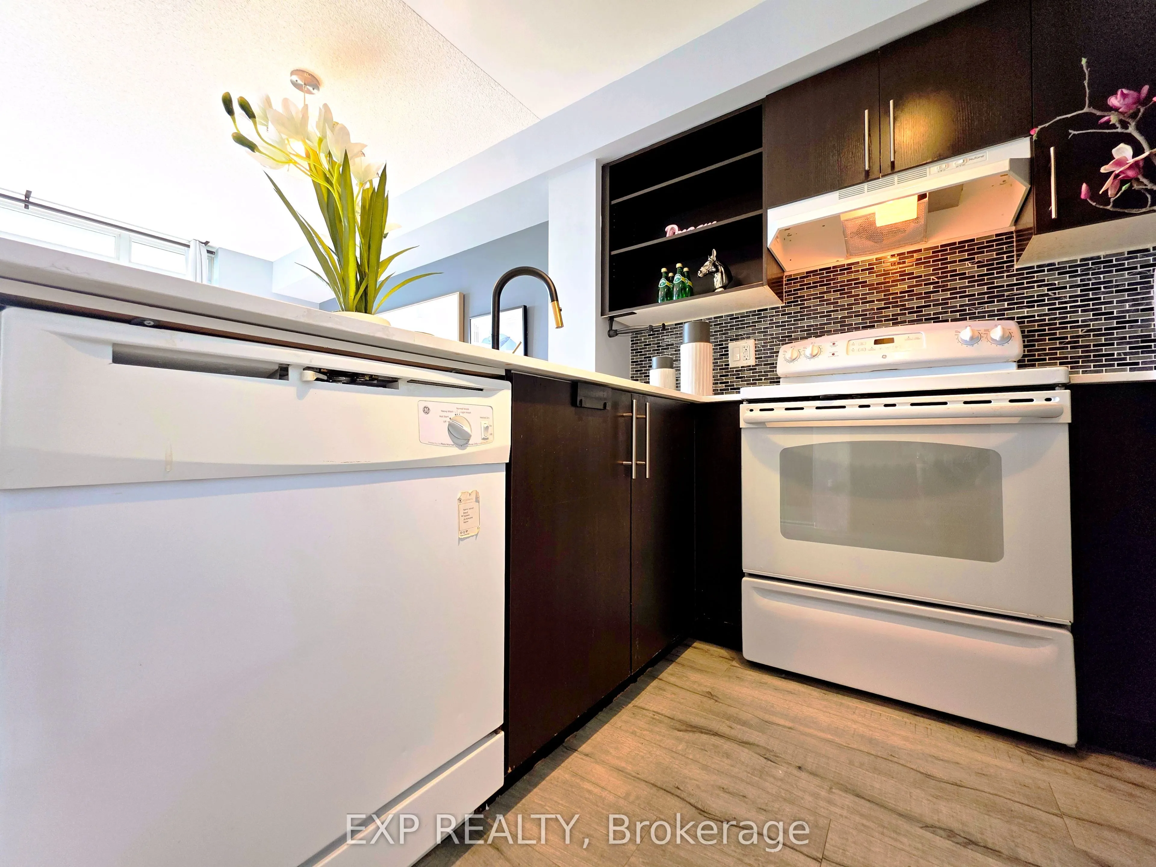 120 Dallimore Circle, #723
