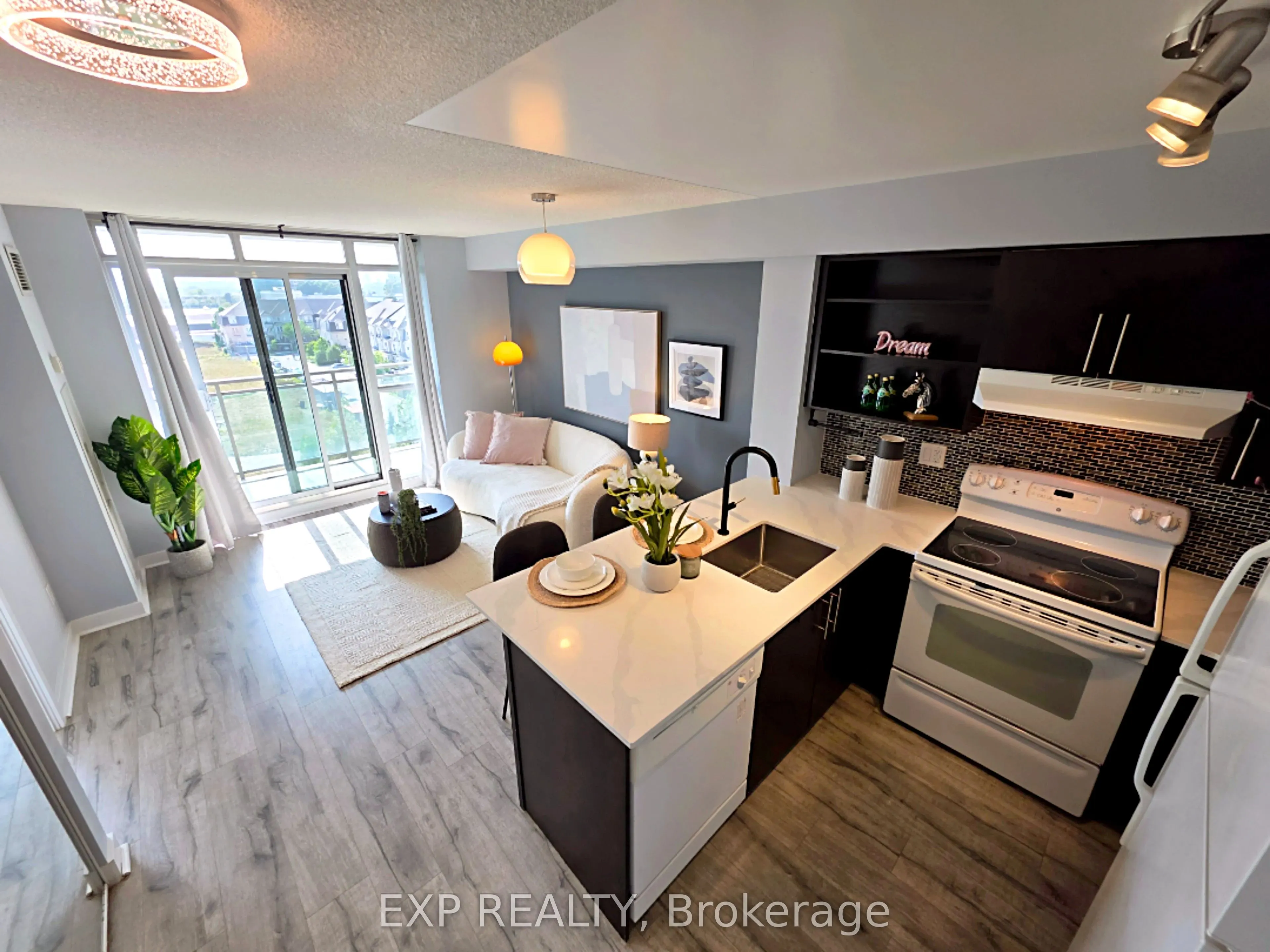 120 Dallimore Circle, #723
