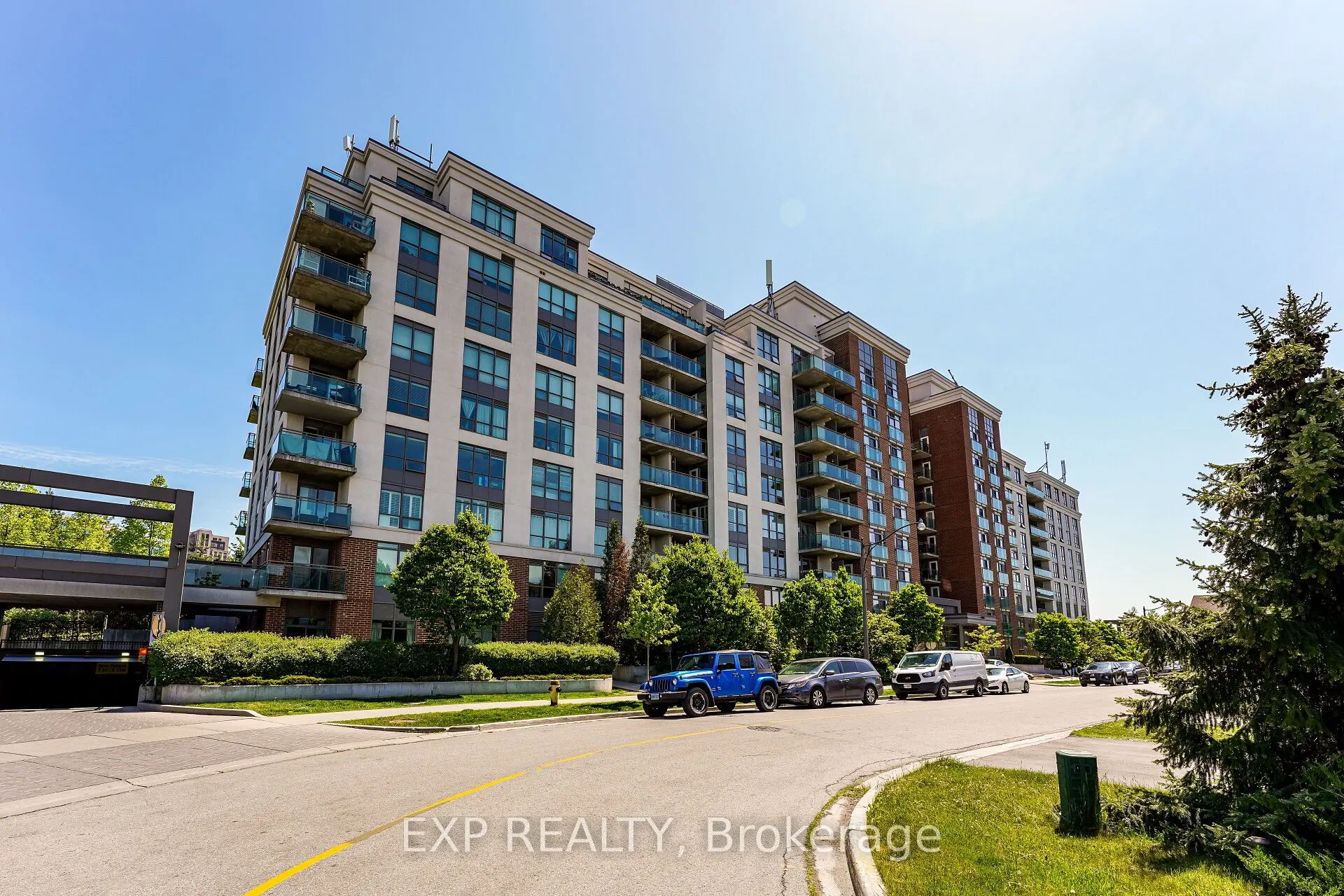 120 Dallimore Circle, #723
