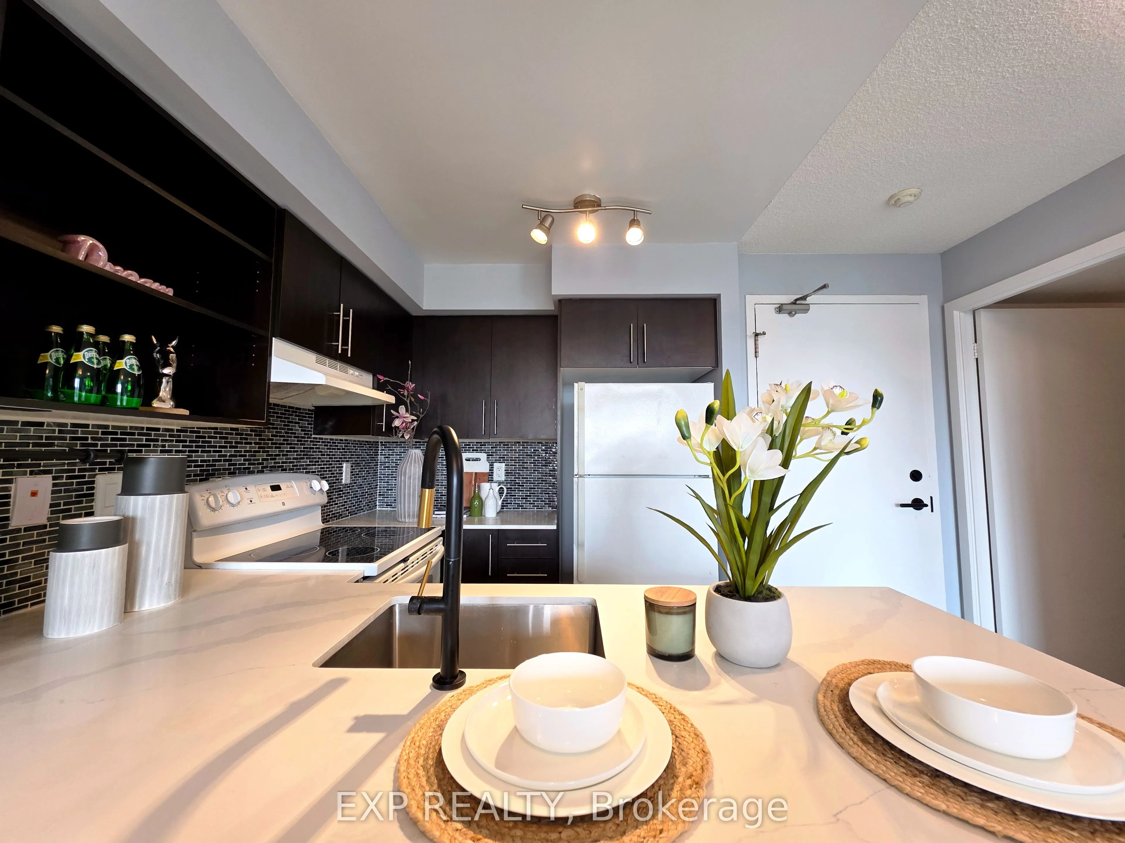 120 Dallimore Circle, #723