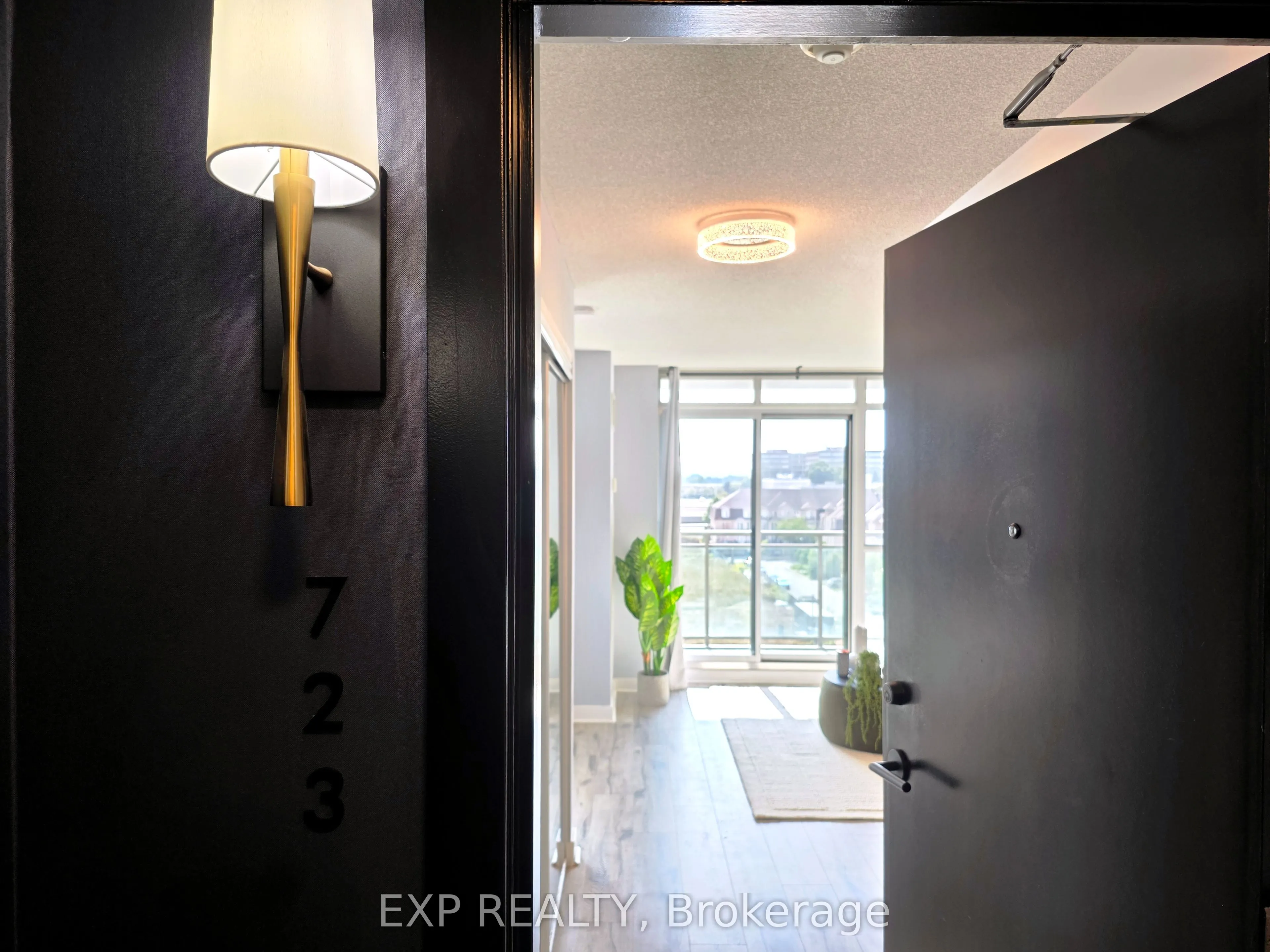 120 Dallimore Circle, #723