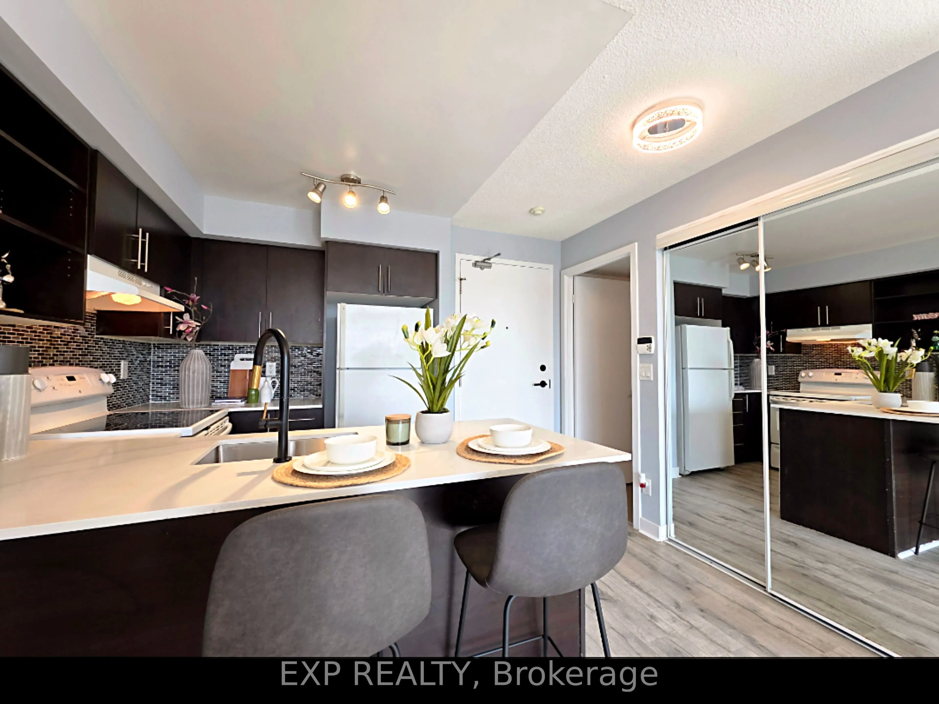 120 Dallimore Circle, #723