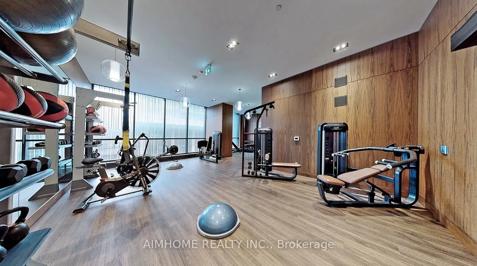 19 Bathurst Street, #1102