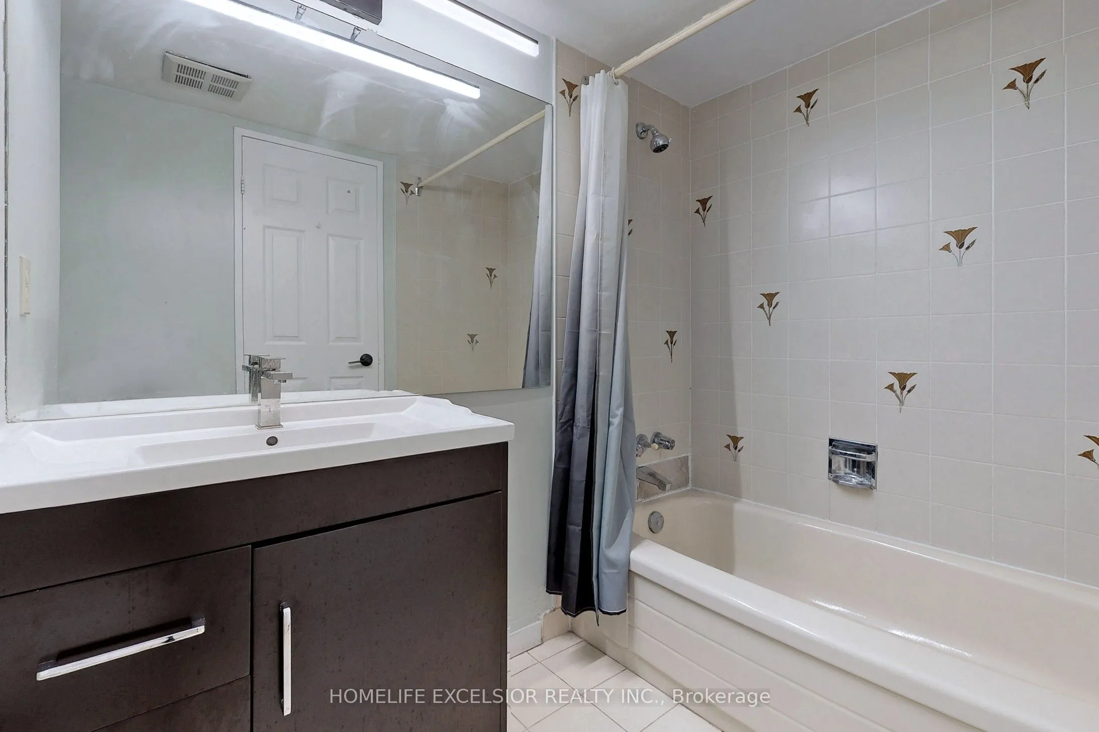 5460 Yonge Street, #1801