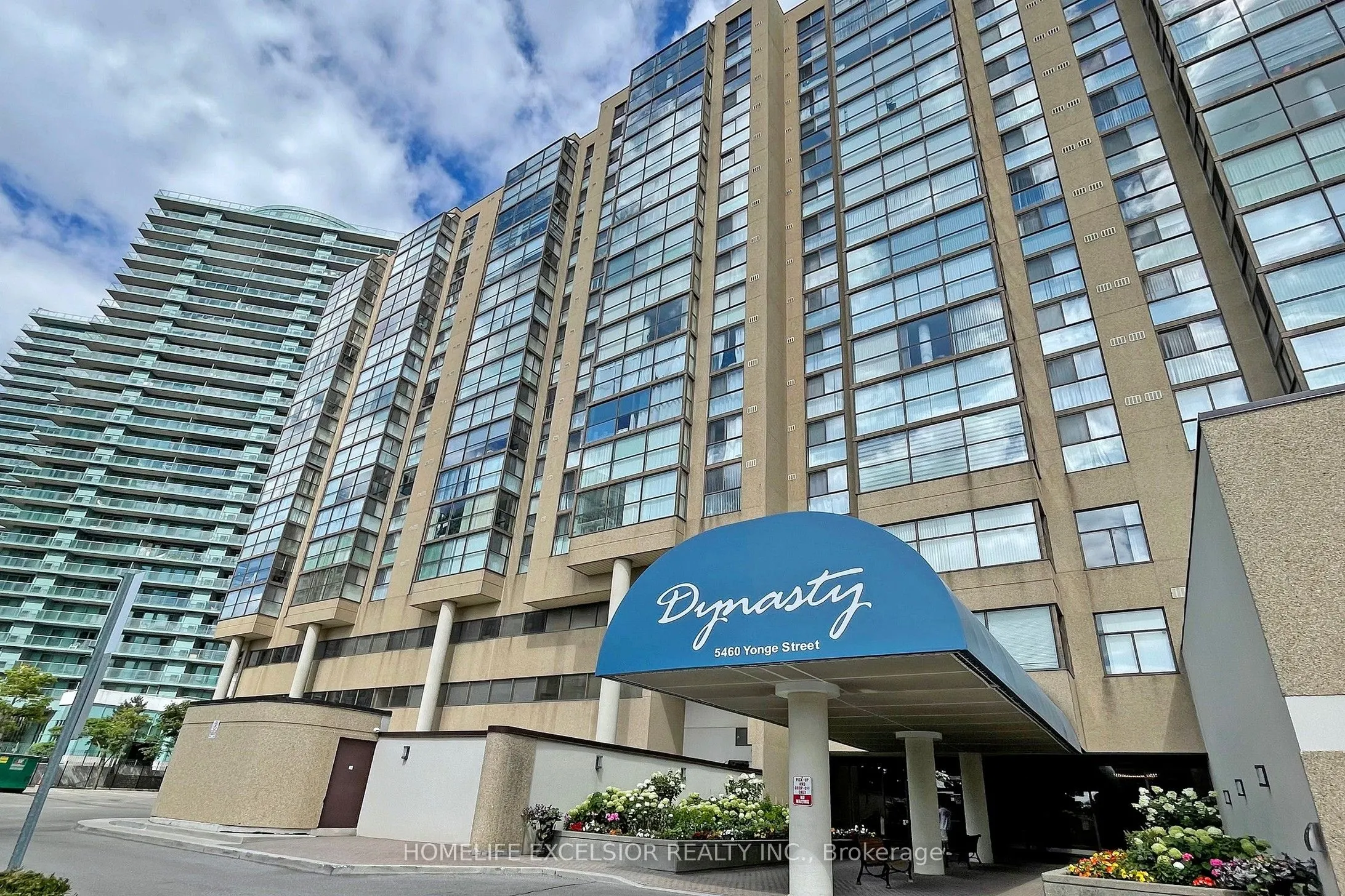 5460 Yonge Street, #1801