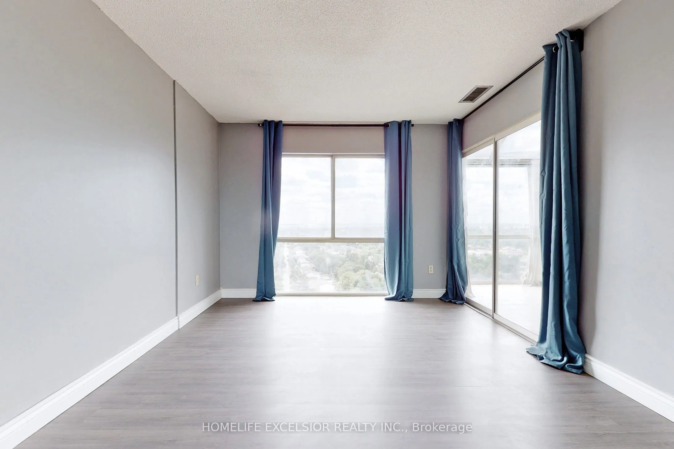 5460 Yonge Street, #1801