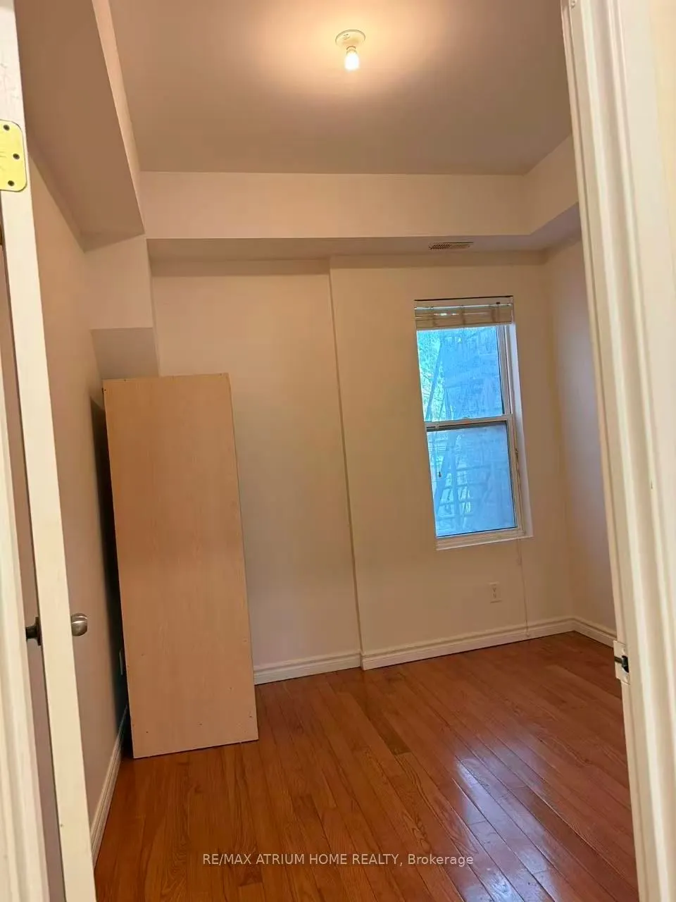 413 Spadina Avenue, #201