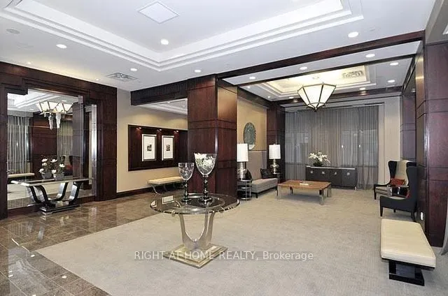 35 Balmuto Street, #2805