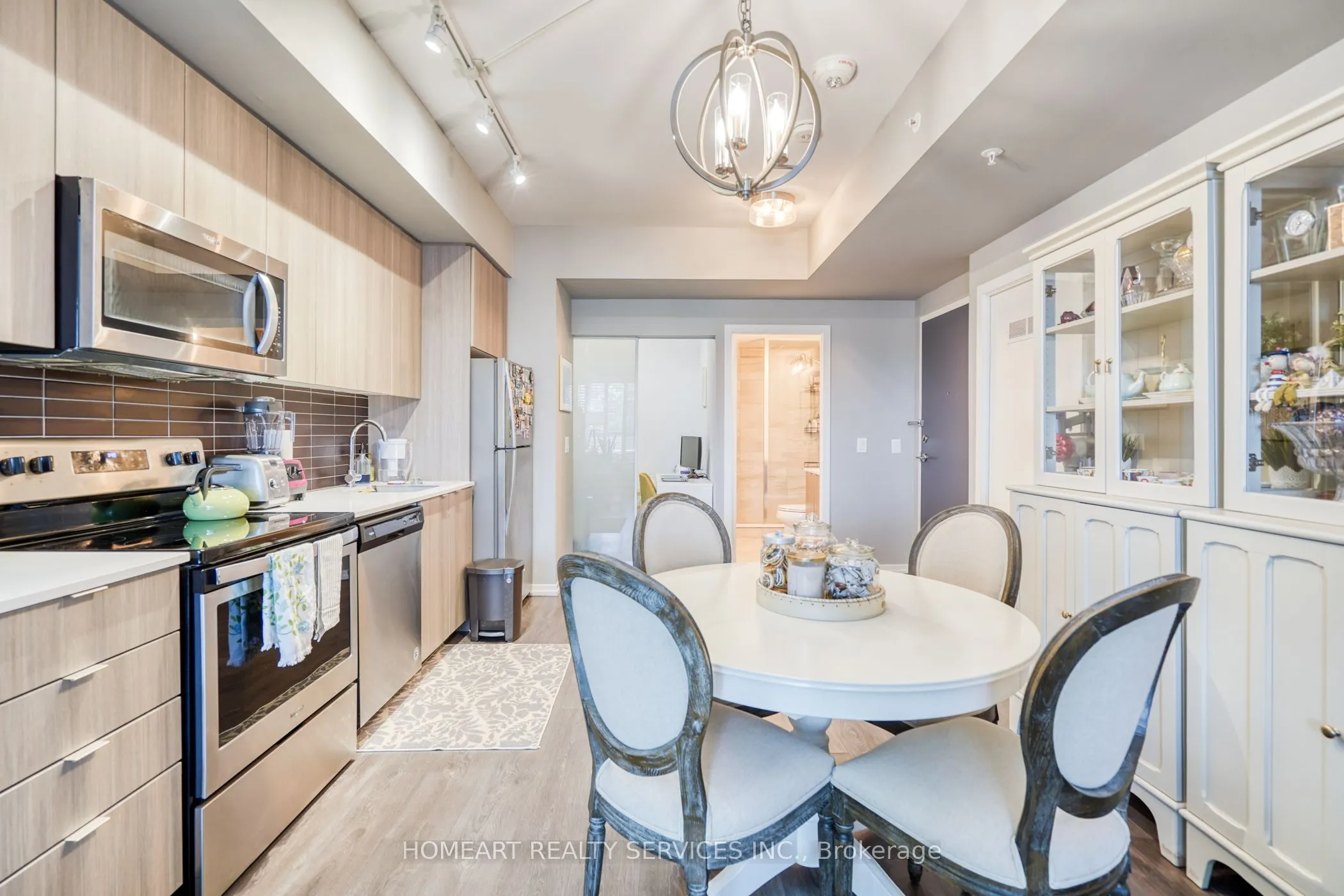 3237 Bayview Avenue N, #315