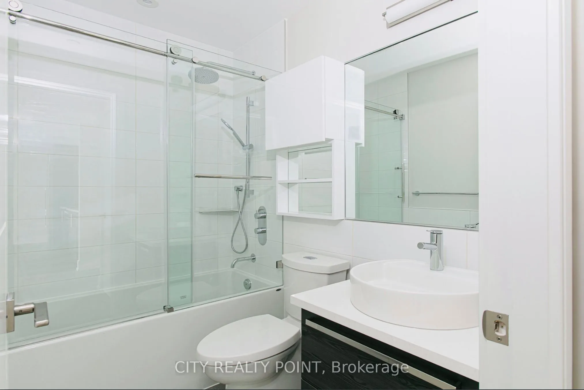 11 Walmer Road, #403