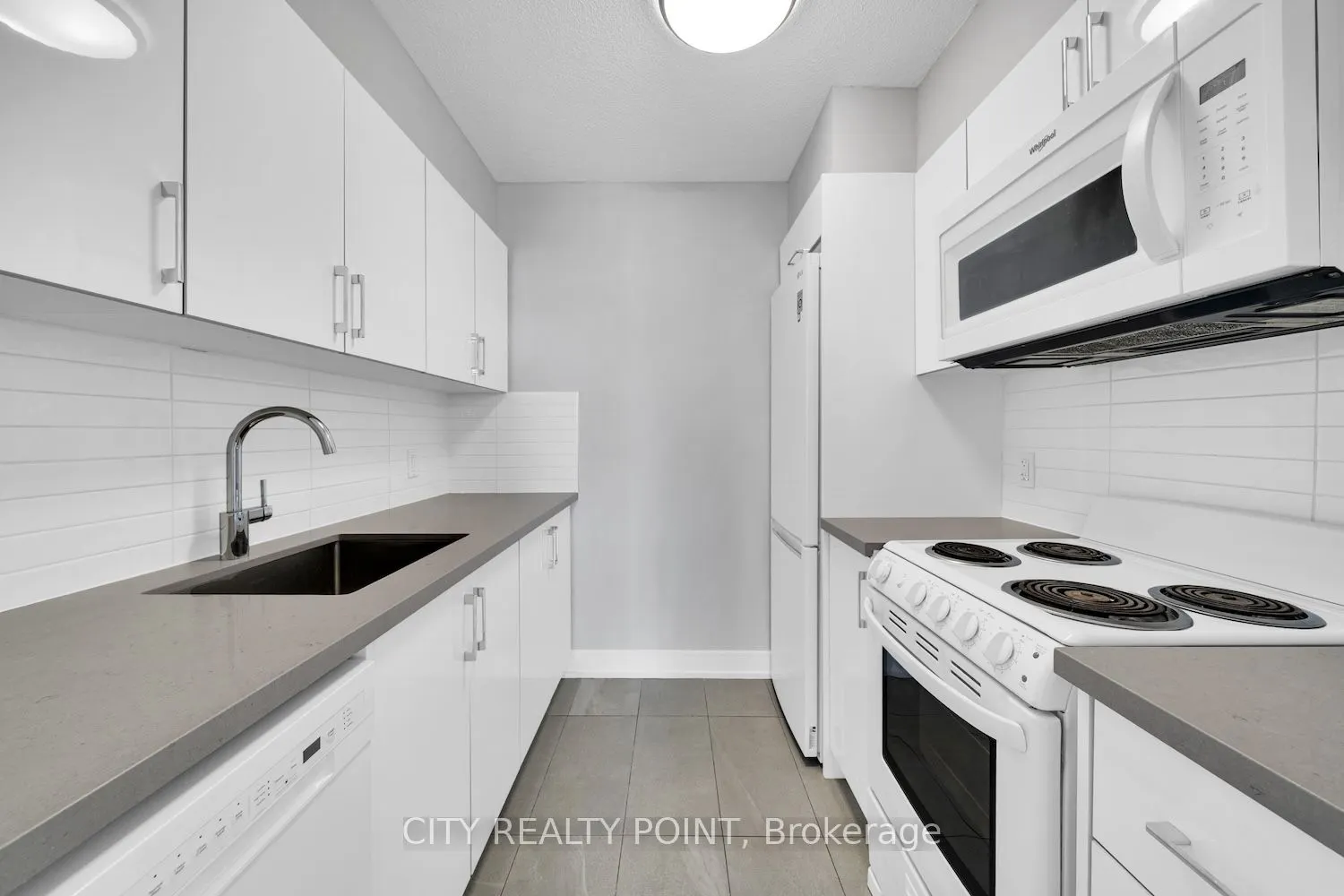 33 Isabella Street, #2108
