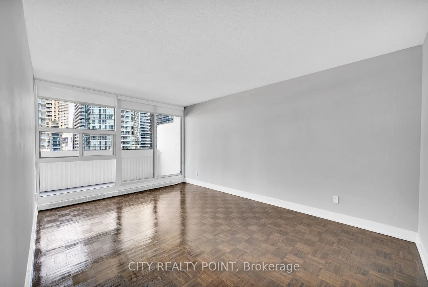 33 Isabella Street, #2513