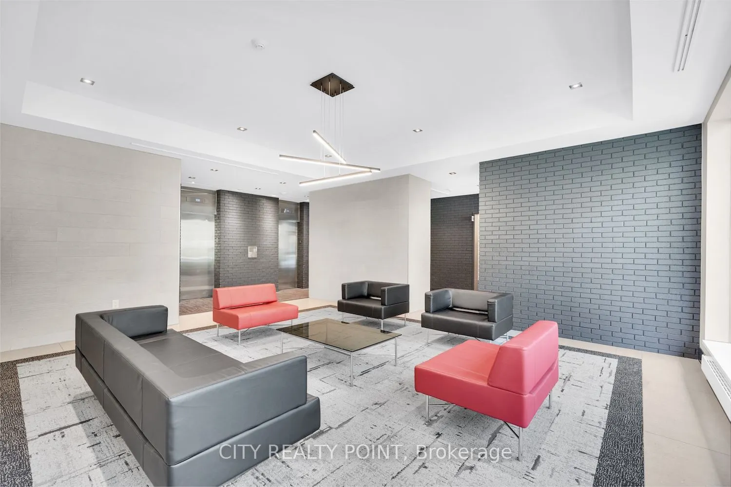 33 Isabella Street, #2715