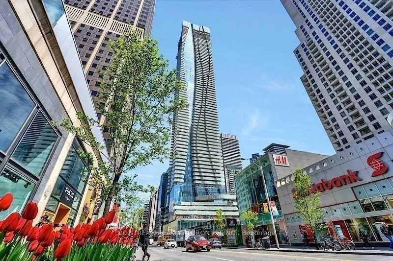 1 Bloor Street E, #1701