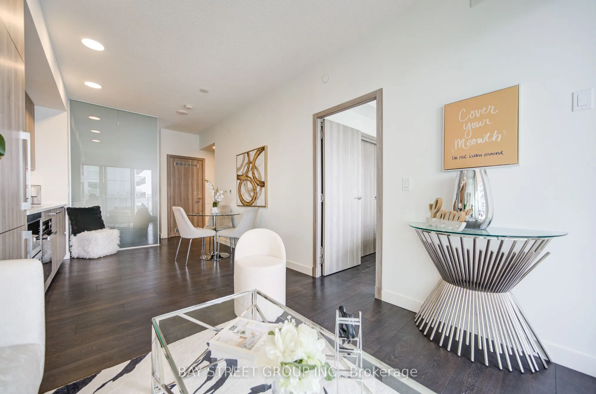 27 McMahon Drive, #1507