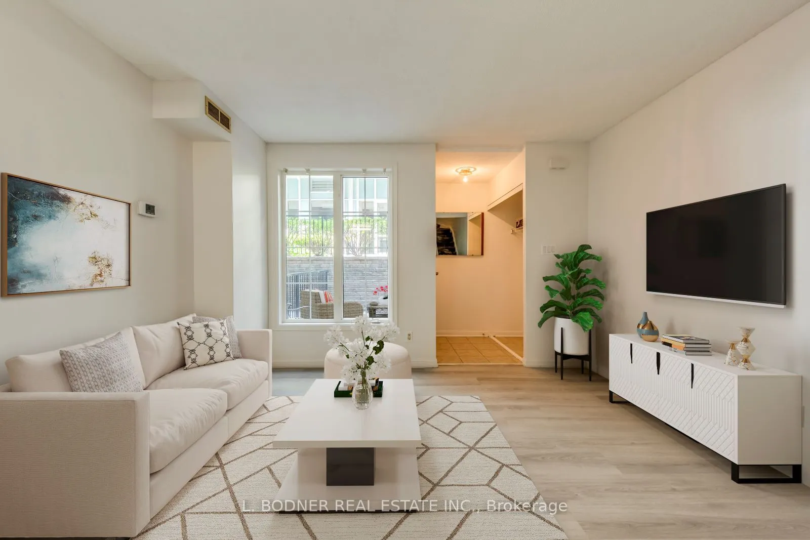 70 Douro Street, #116