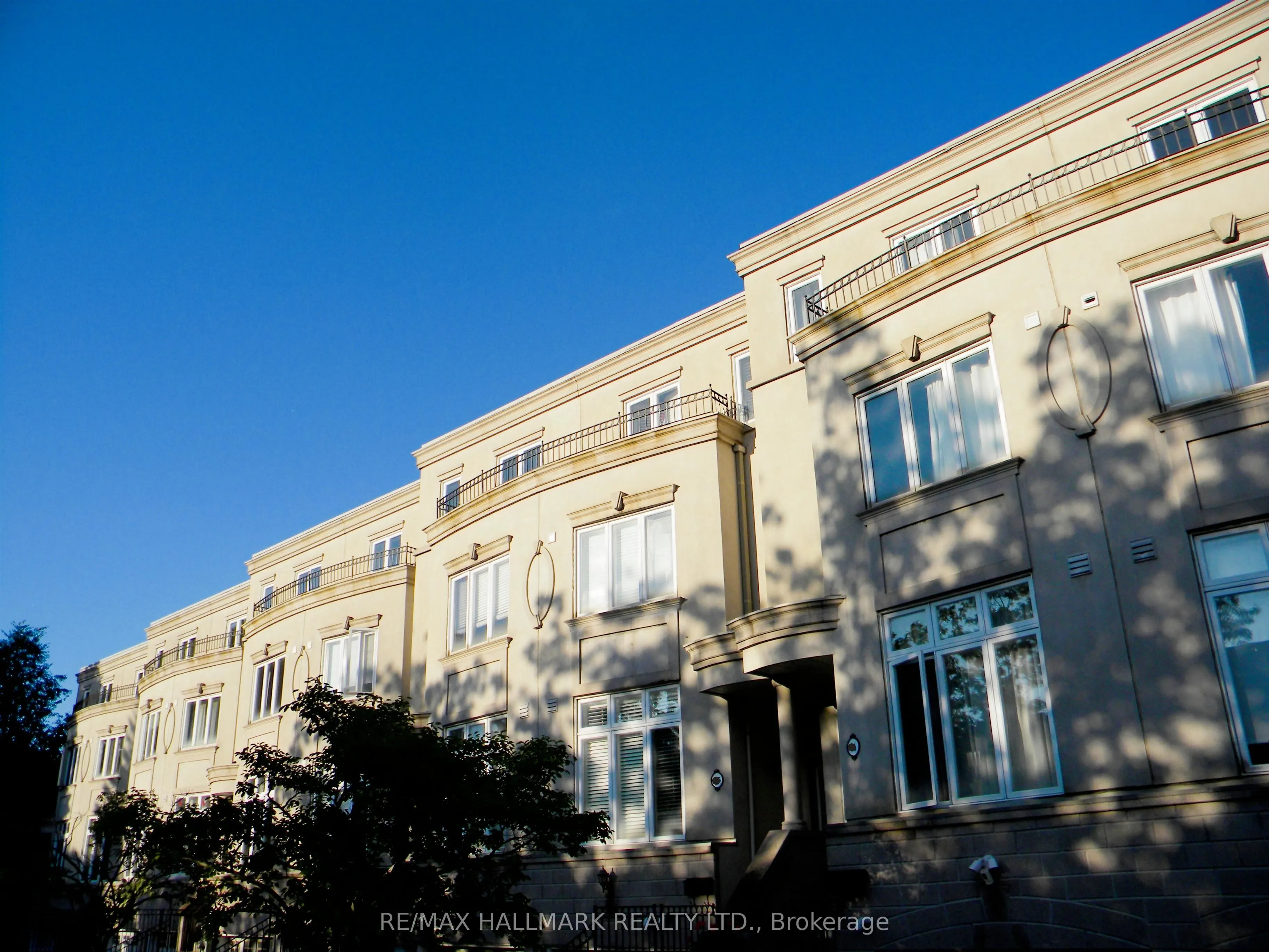 17 English Garden Way, #20