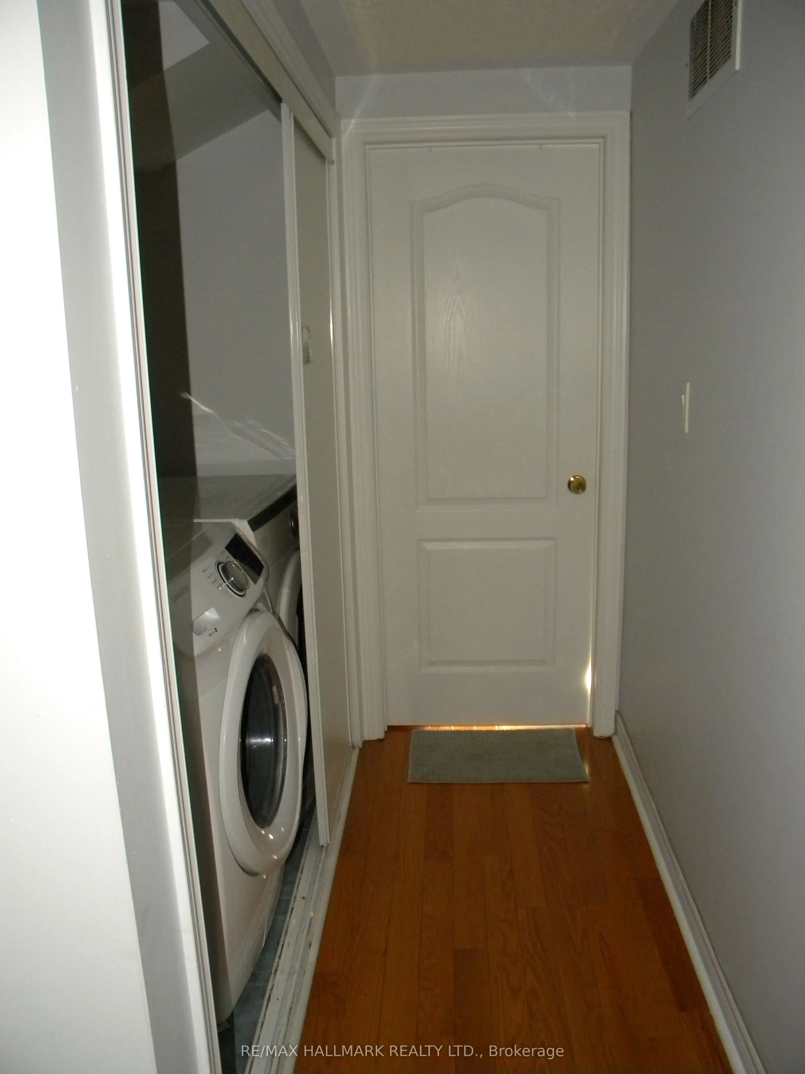17 English Garden Way, #20