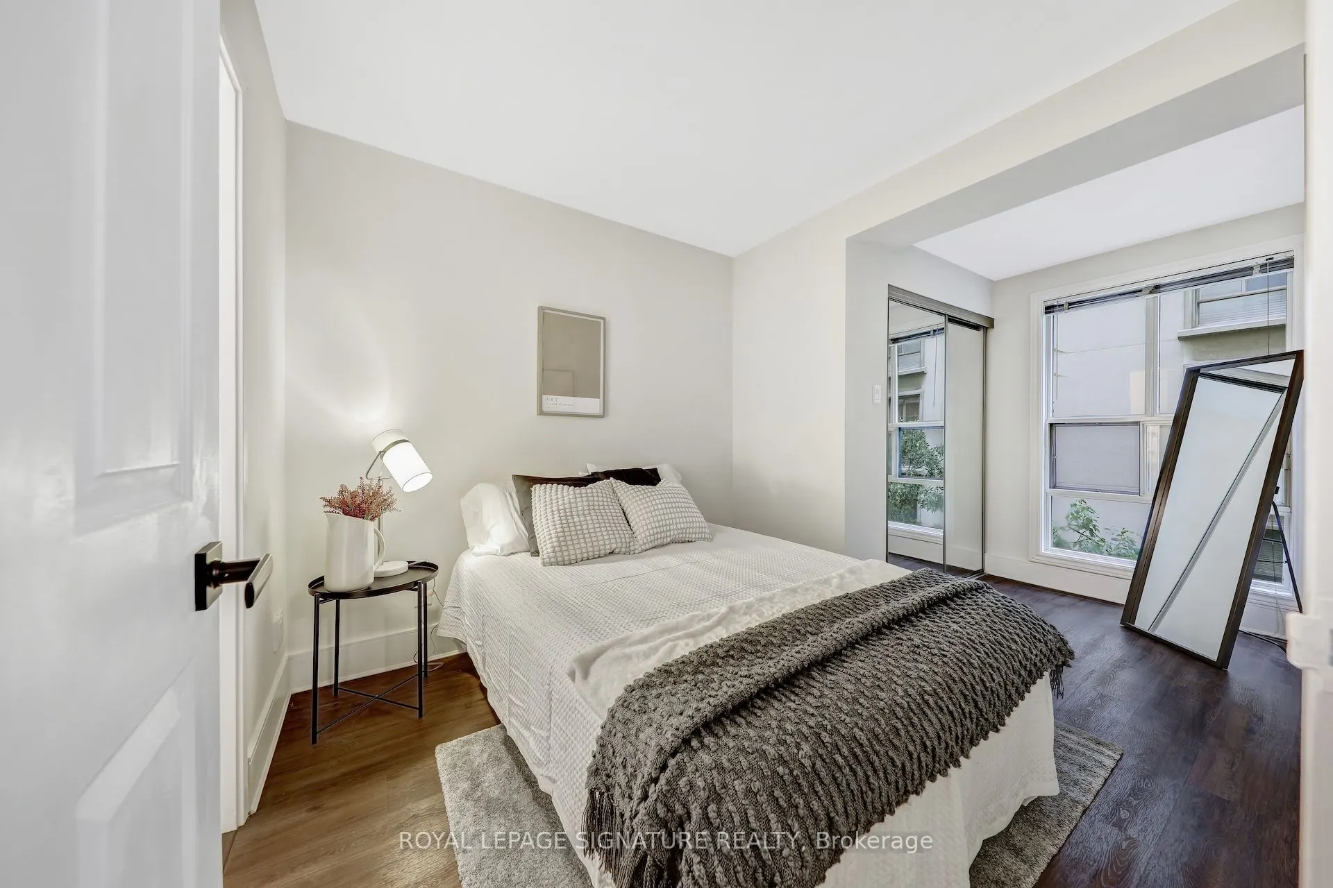 88 Charles Street E, #310