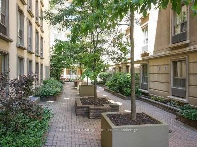 88 Charles Street E, #310