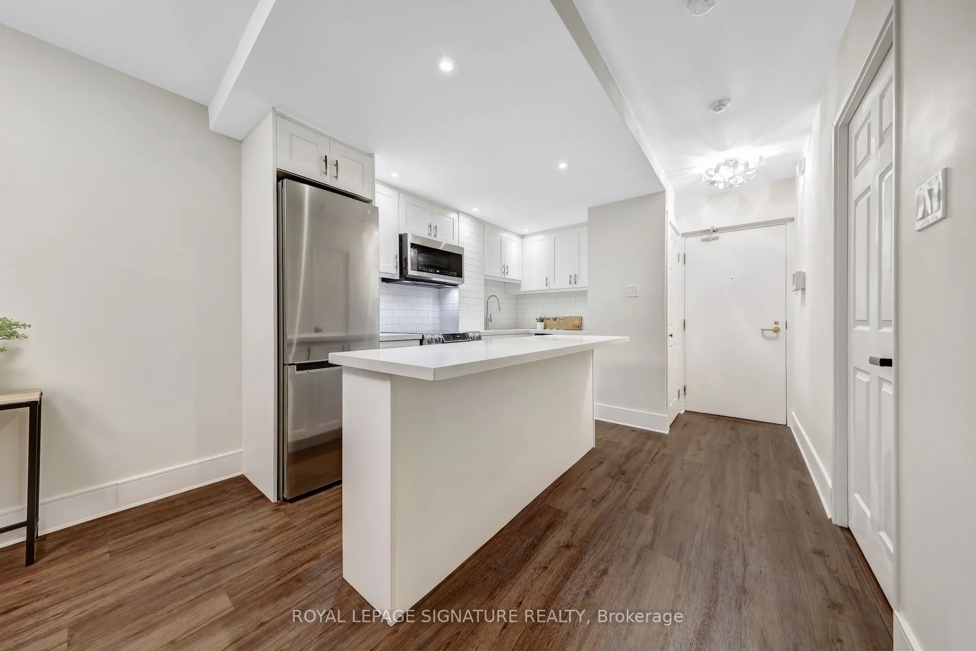 88 Charles Street E, #310