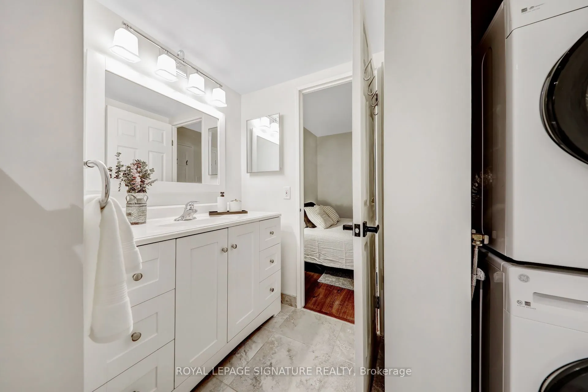88 Charles Street E, #310