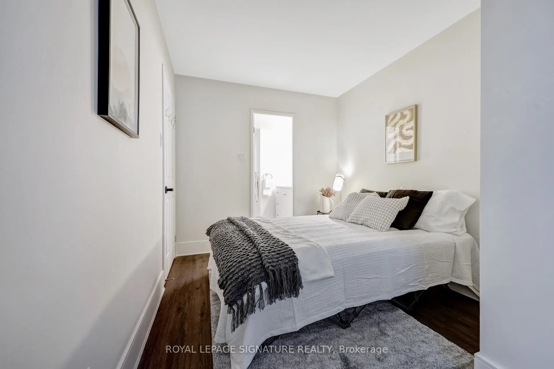 88 Charles Street E, #310