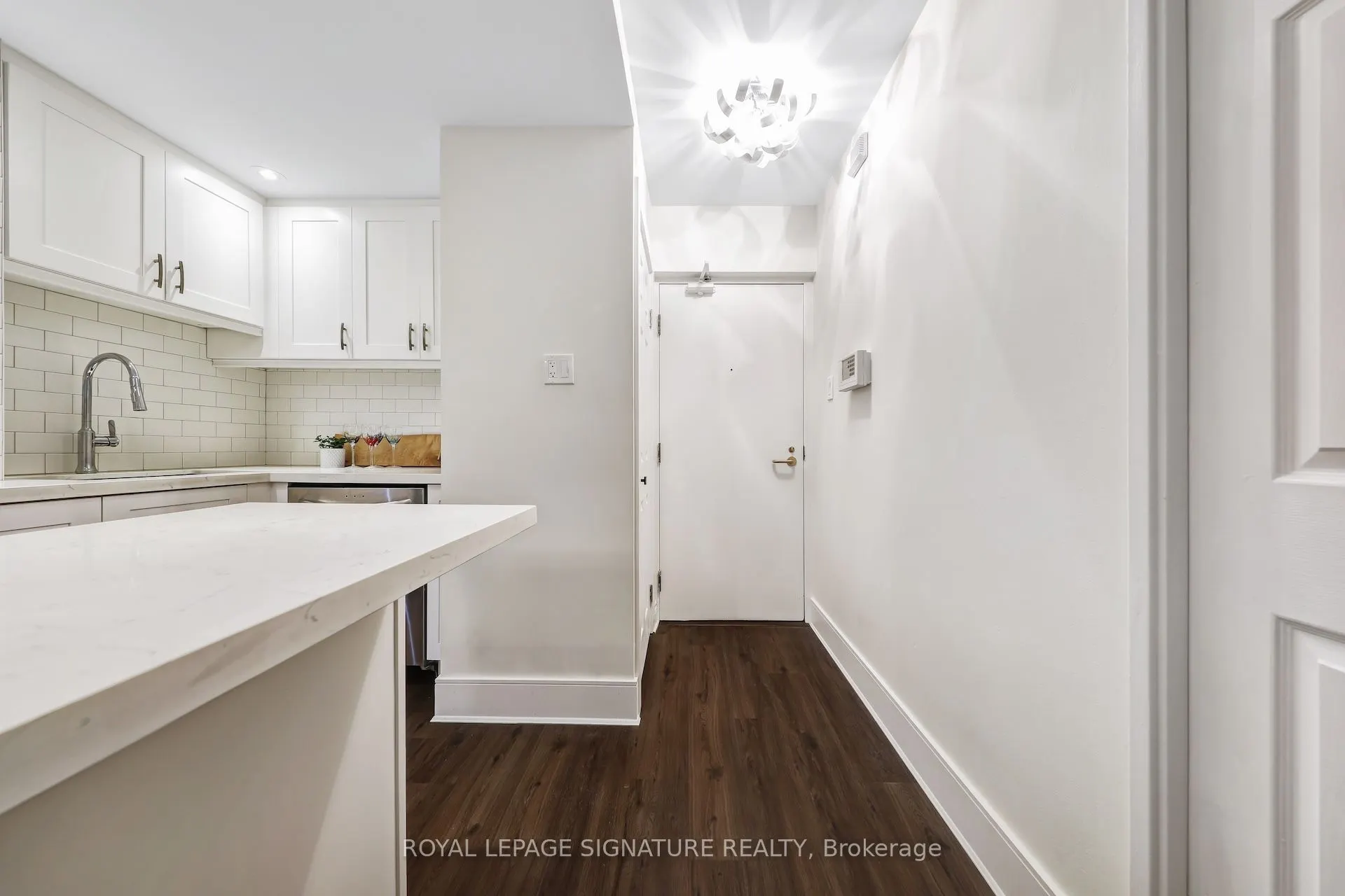 88 Charles Street E, #310