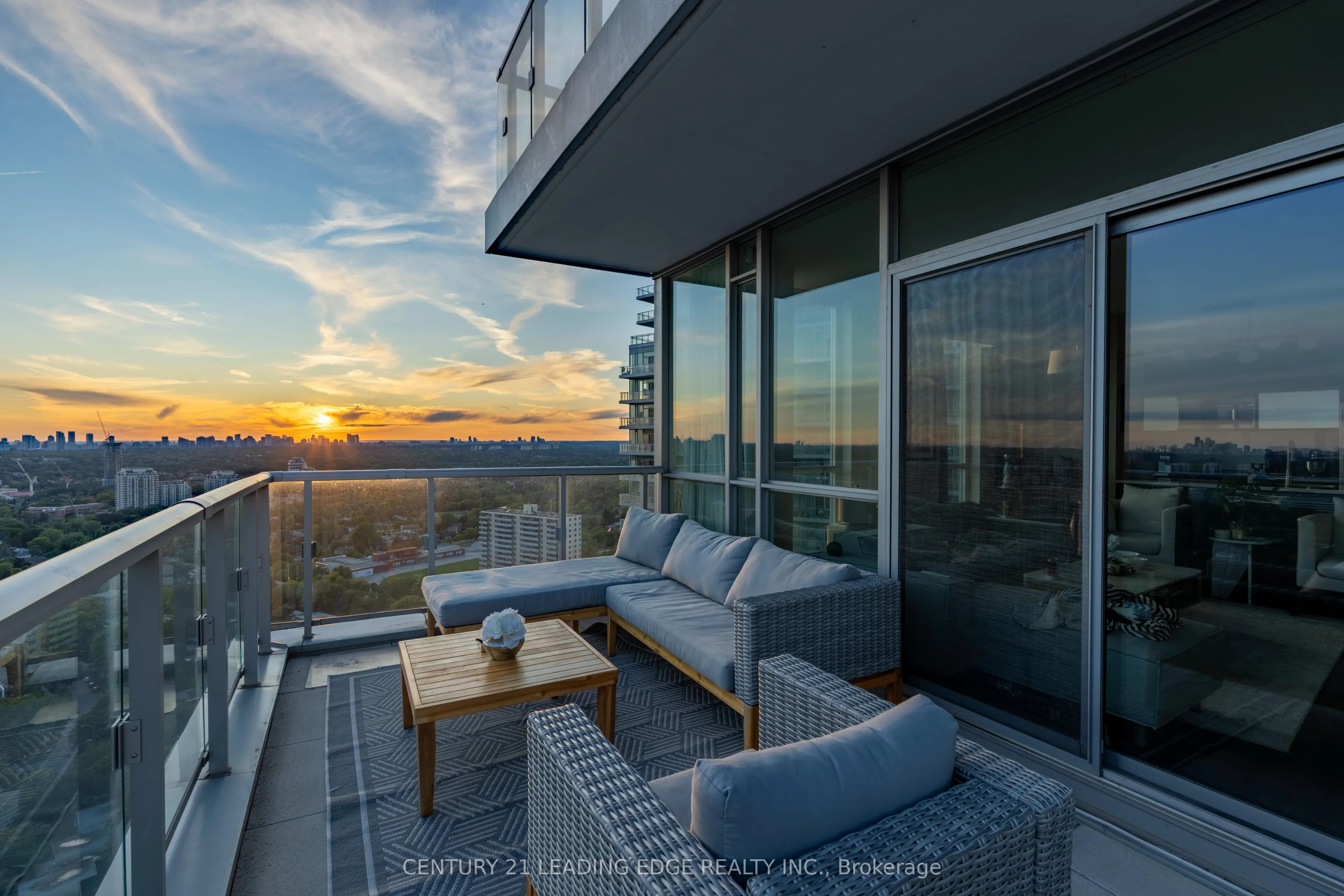 62 Forest Manor Road, #2305