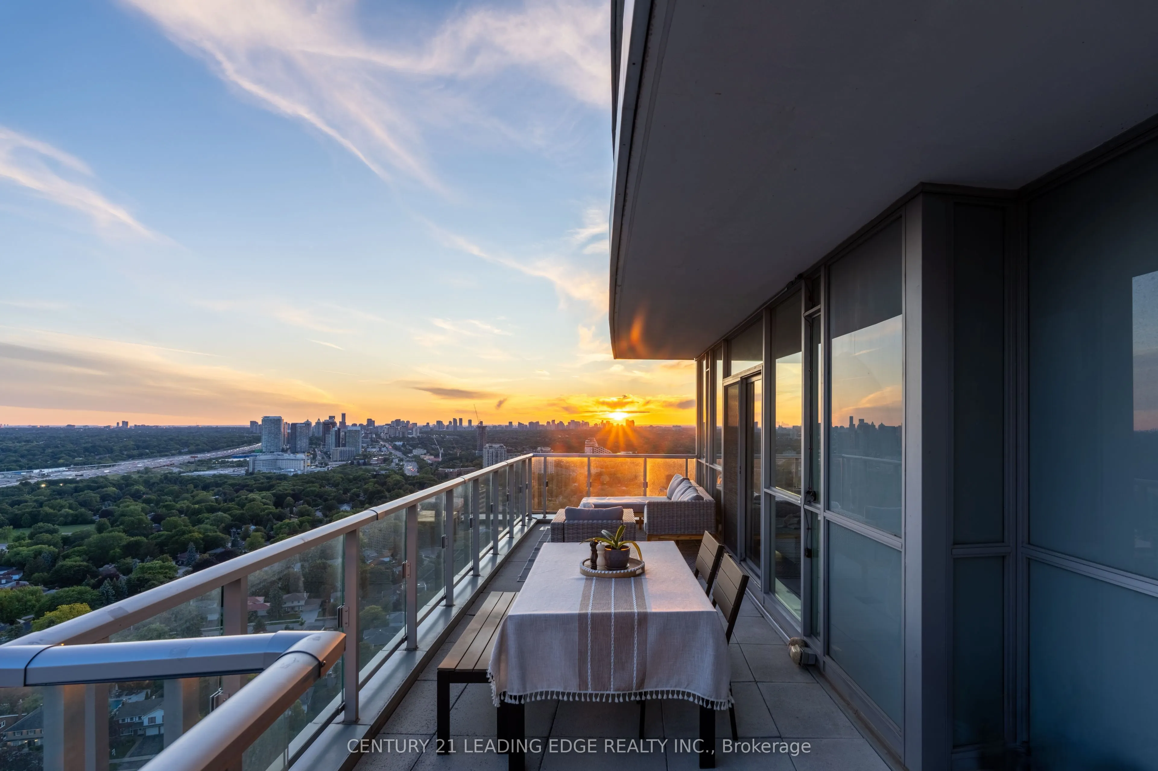 62 Forest Manor Road, #2305