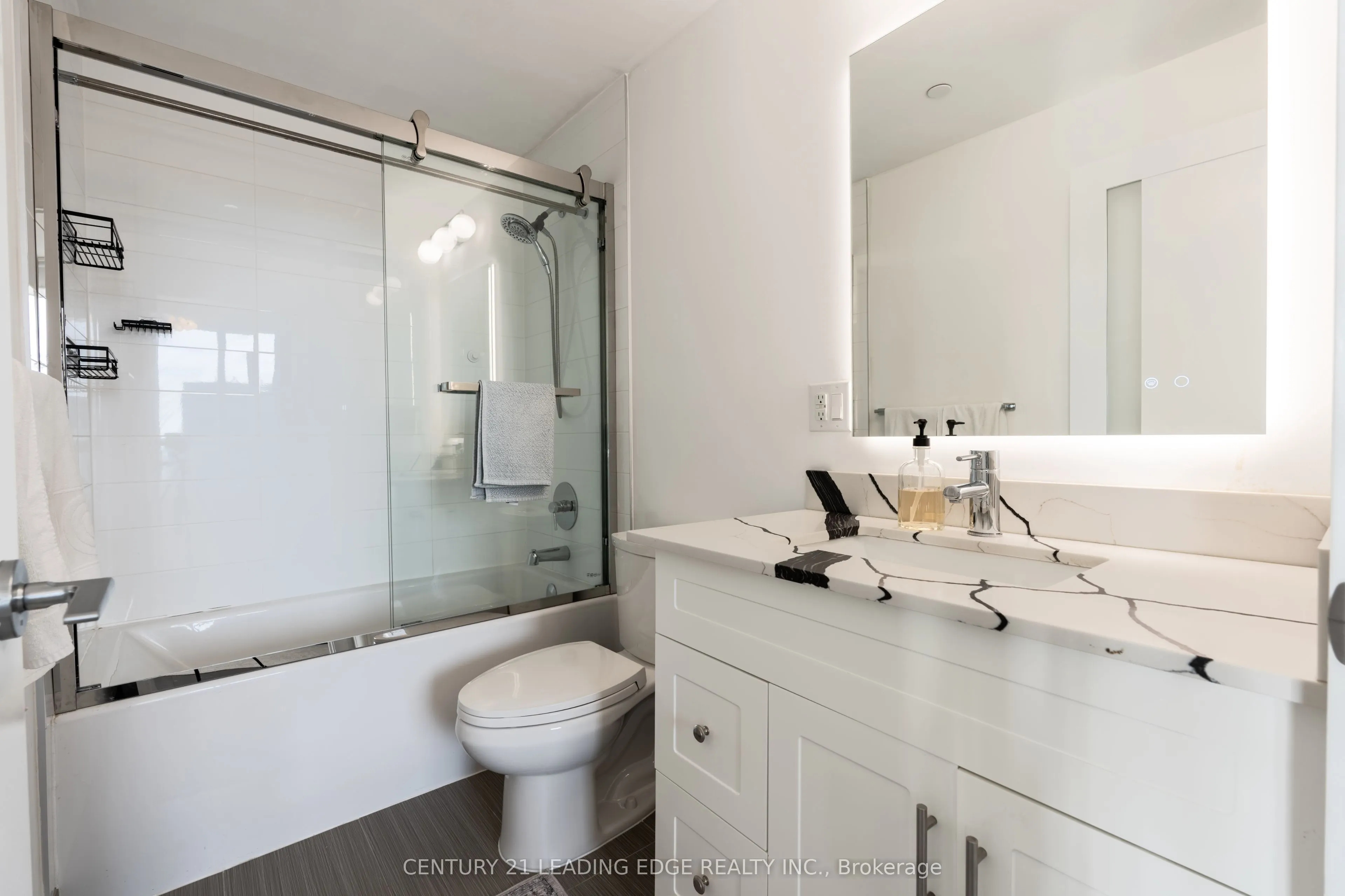 62 Forest Manor Road, #2305