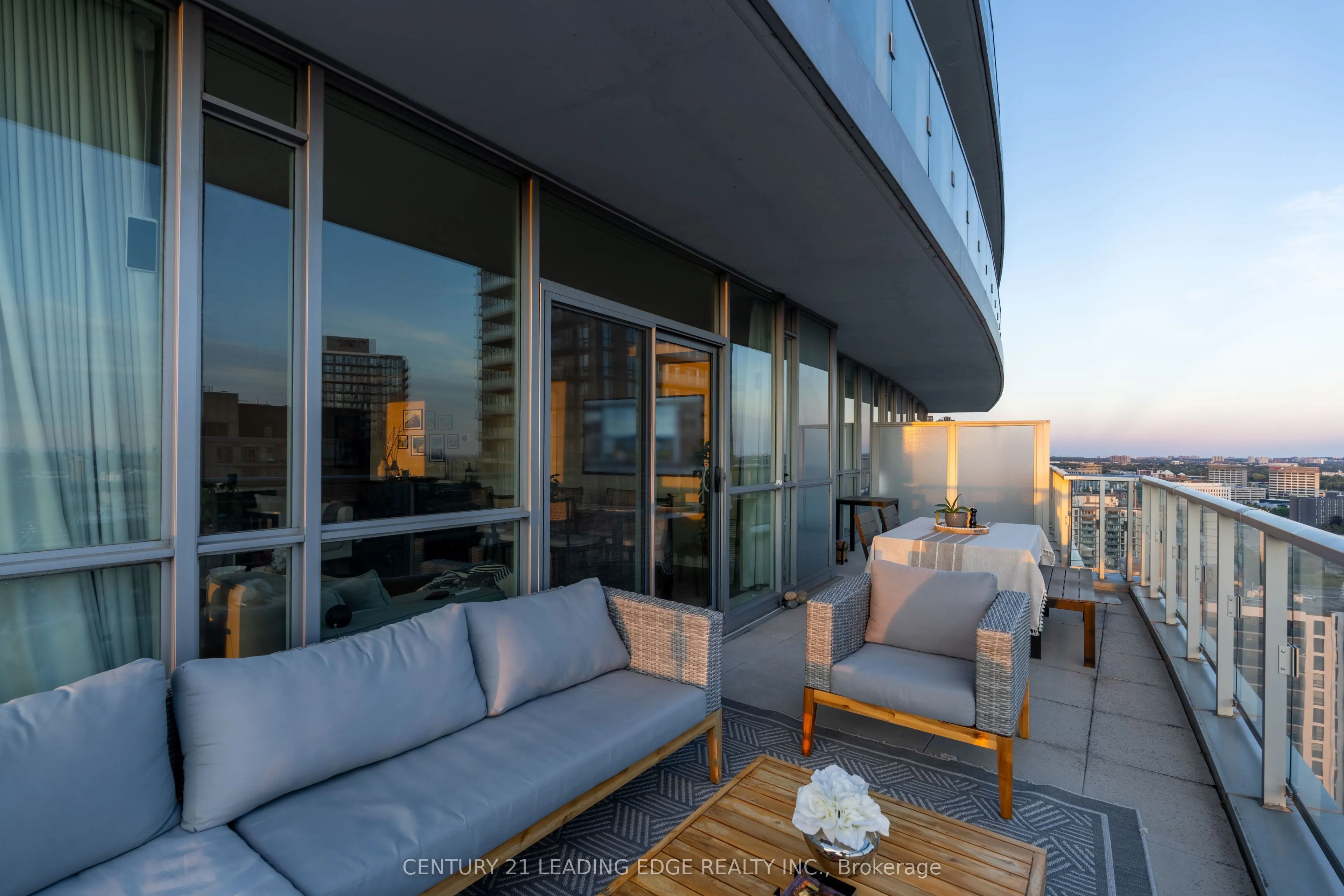 62 Forest Manor Road, #2305