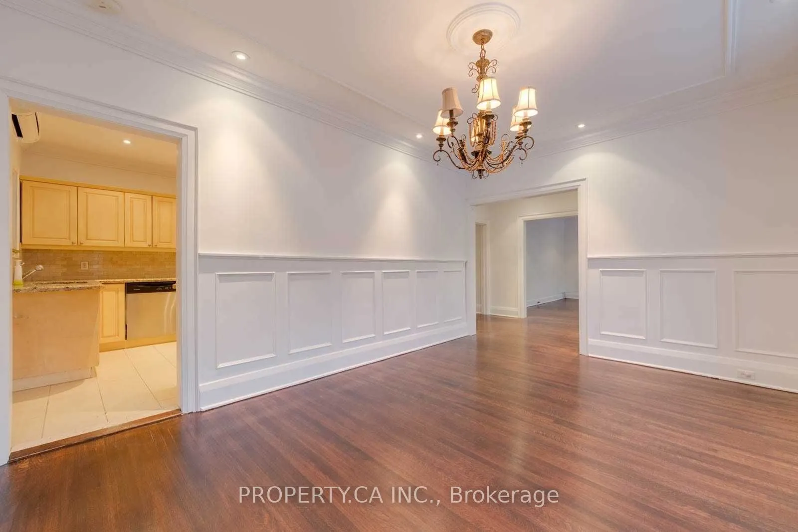 460 Oriole Parkway, #Main