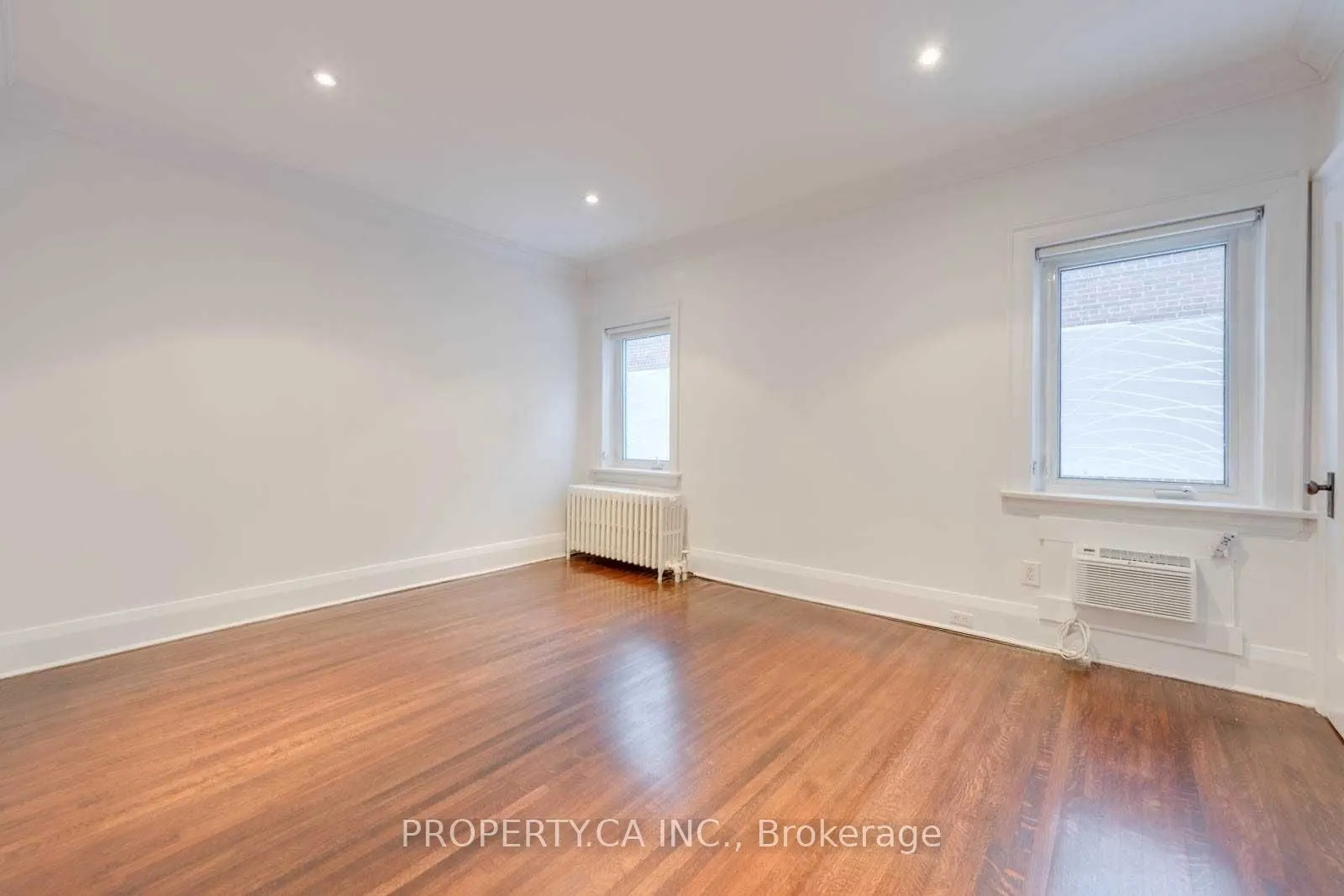 460 Oriole Parkway, #Main