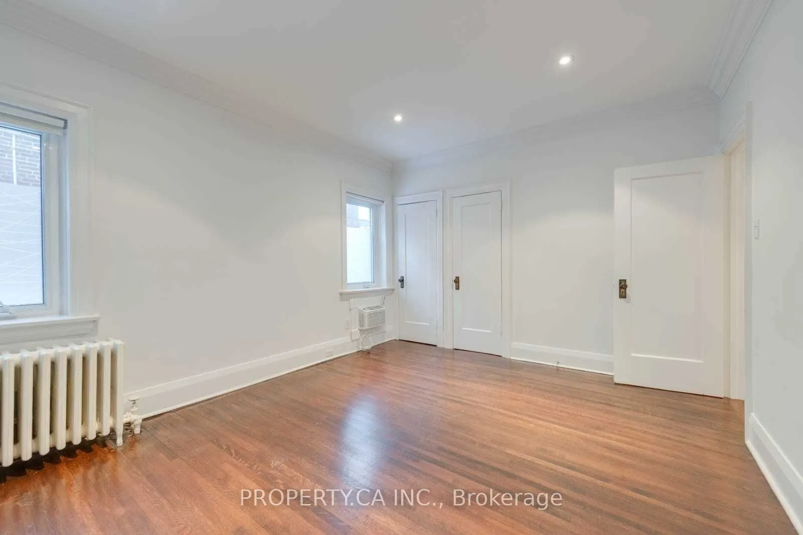 460 Oriole Parkway, #Main