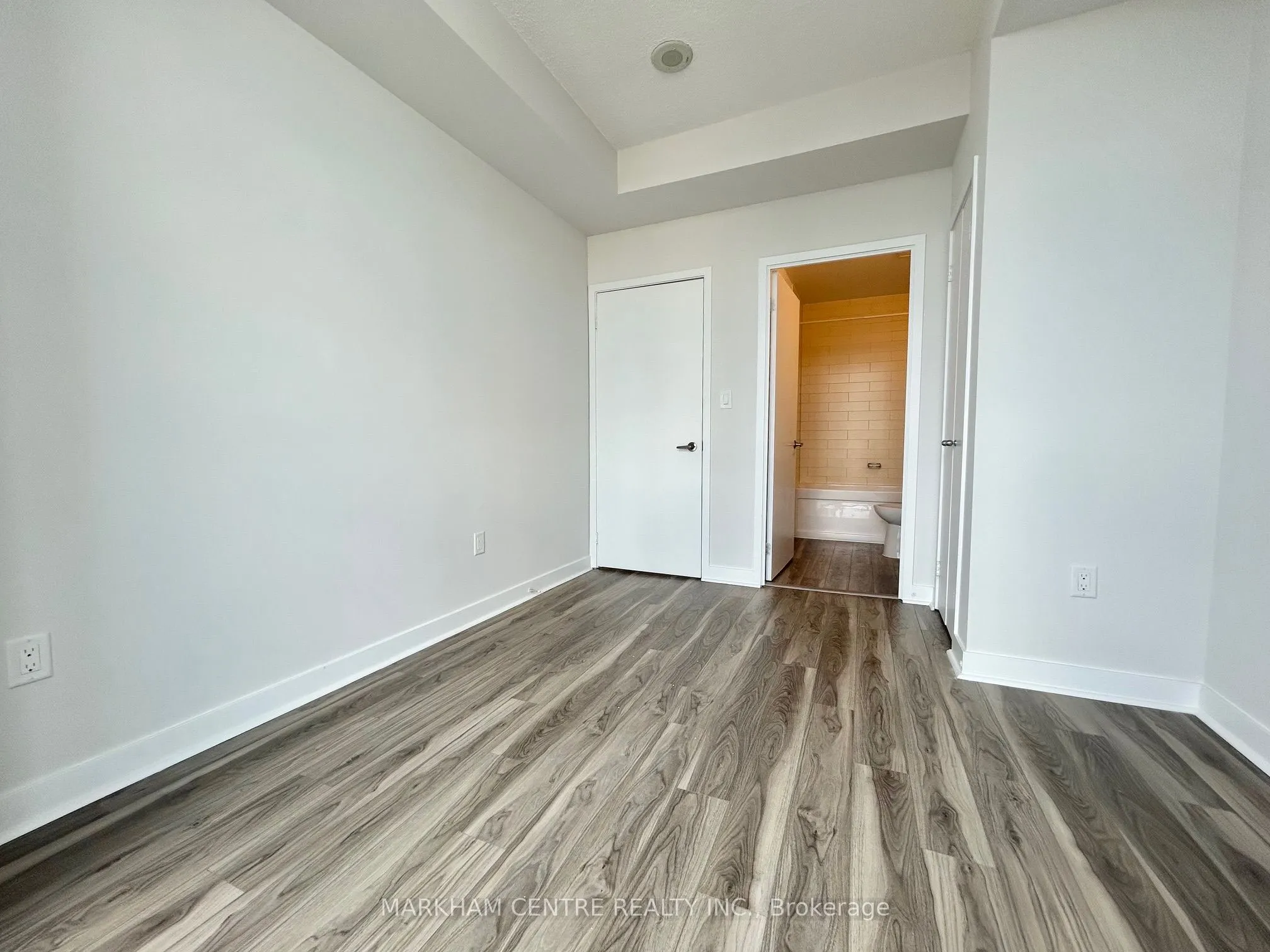10 Navy Wharf Court, #4307