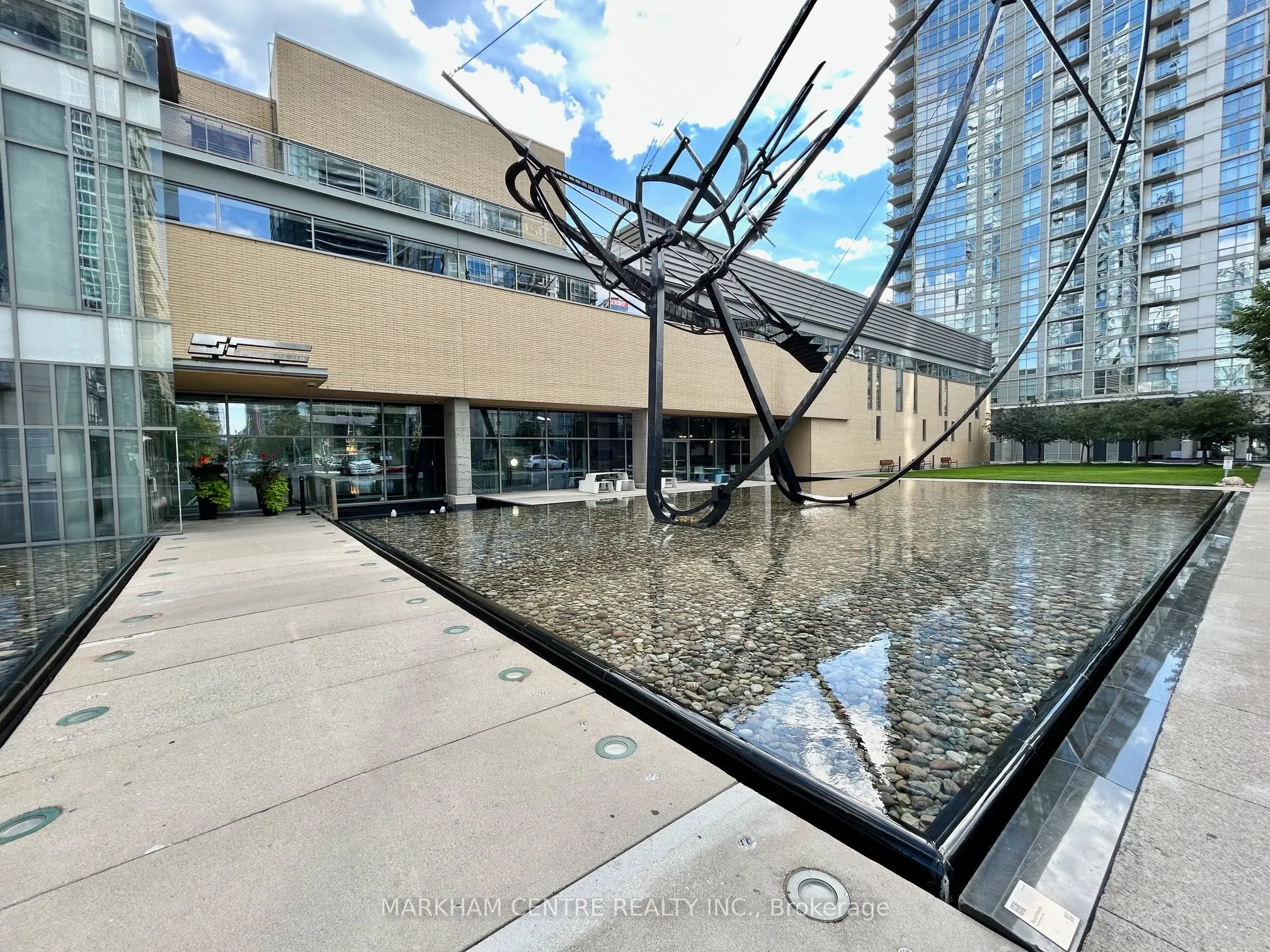 10 Navy Wharf Court, #4307