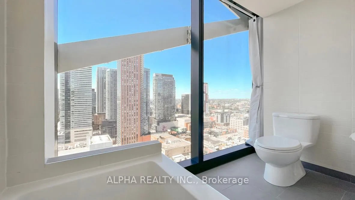 224 King Street W, #2506